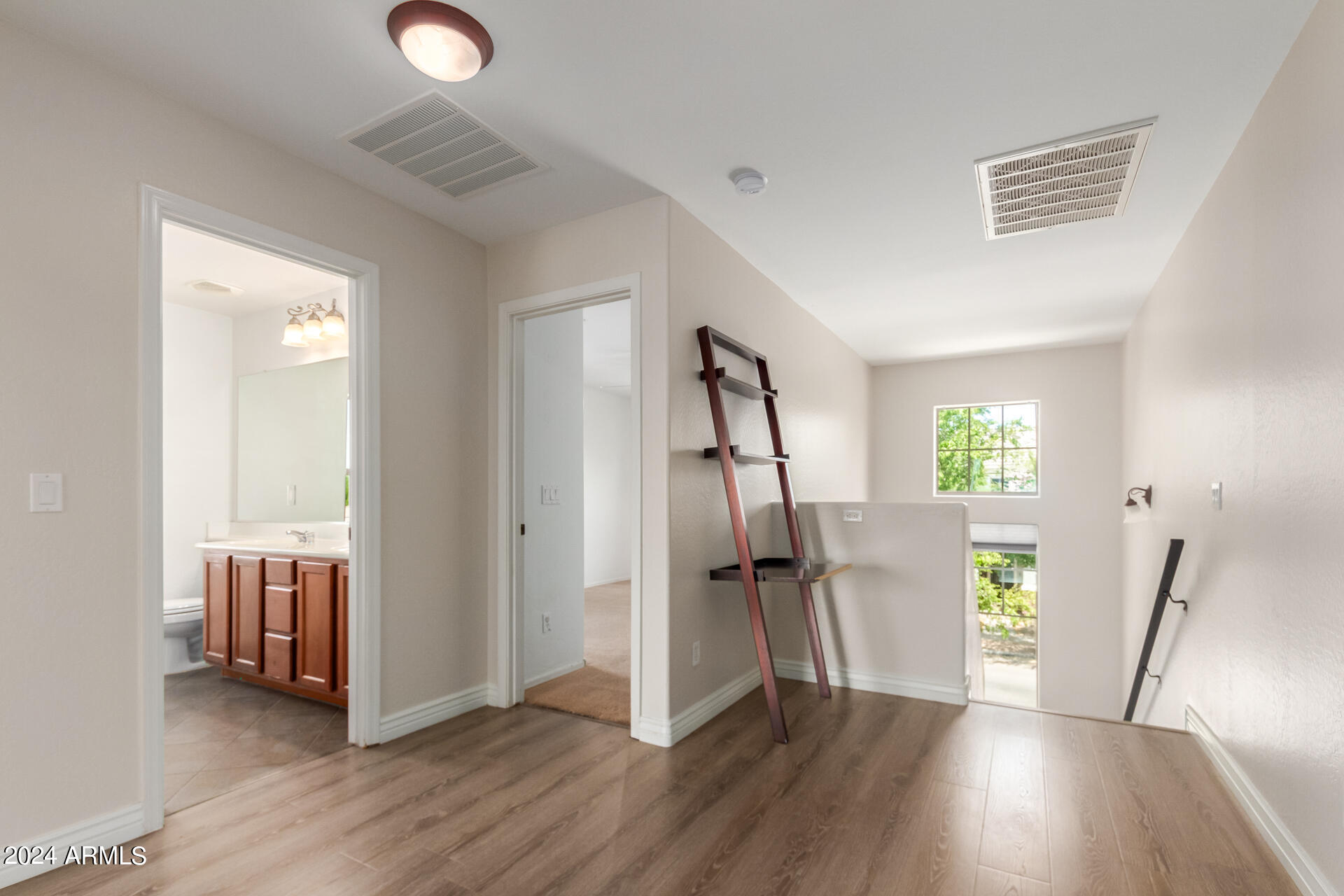 1672 S PENROSE Drive