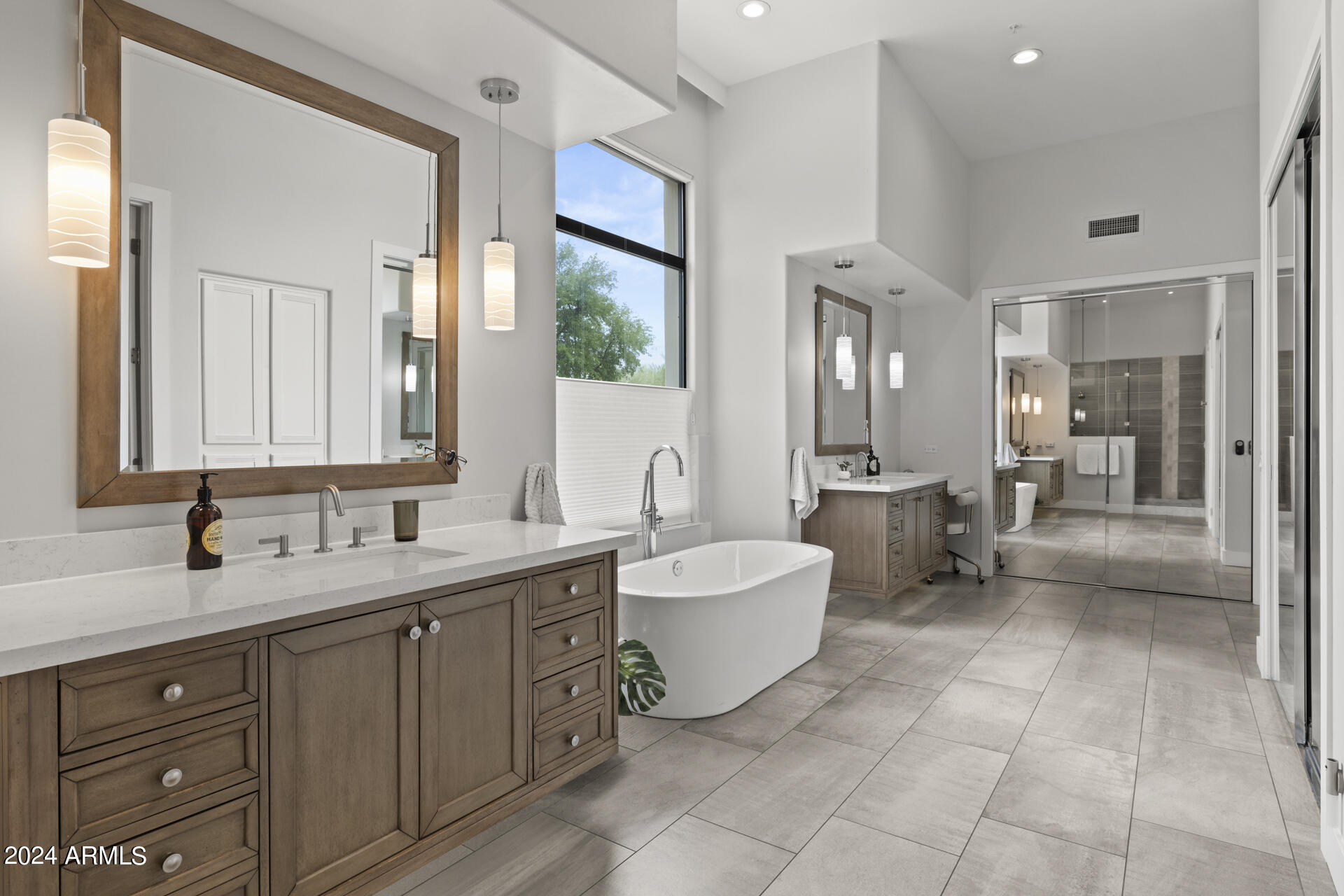 26036 N HORSESHOE Trail