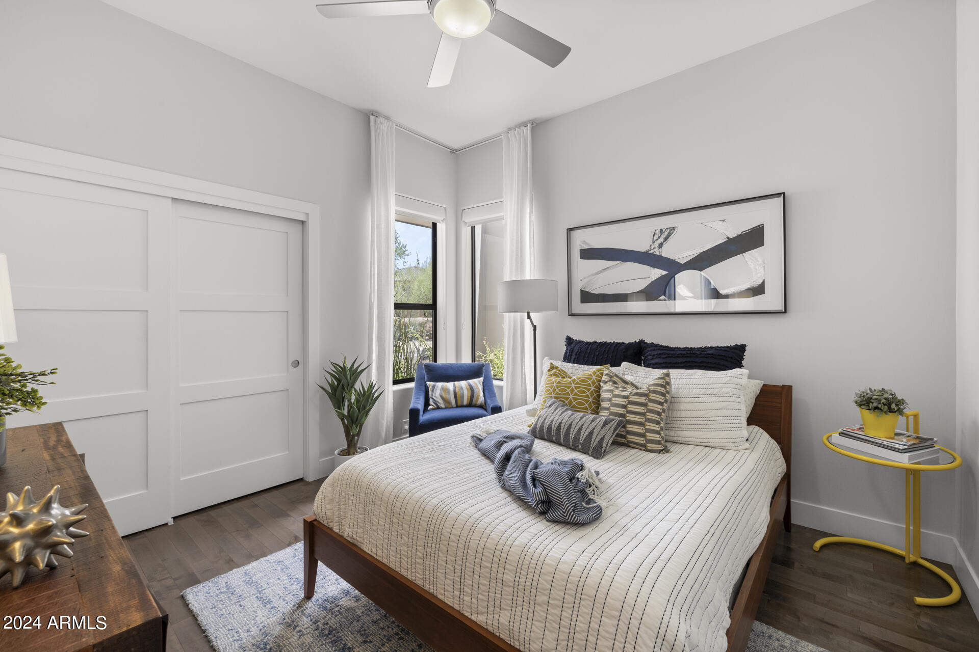 26036 N HORSESHOE Trail