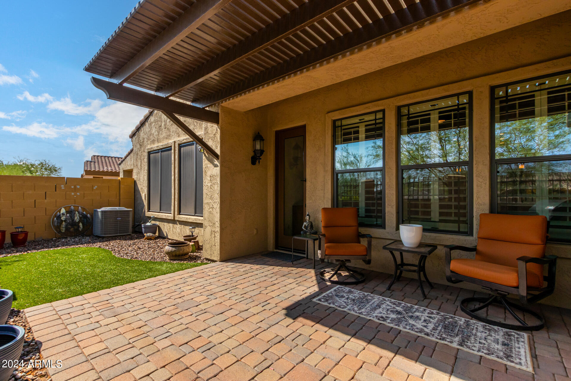 8965 E IVYGLEN Street