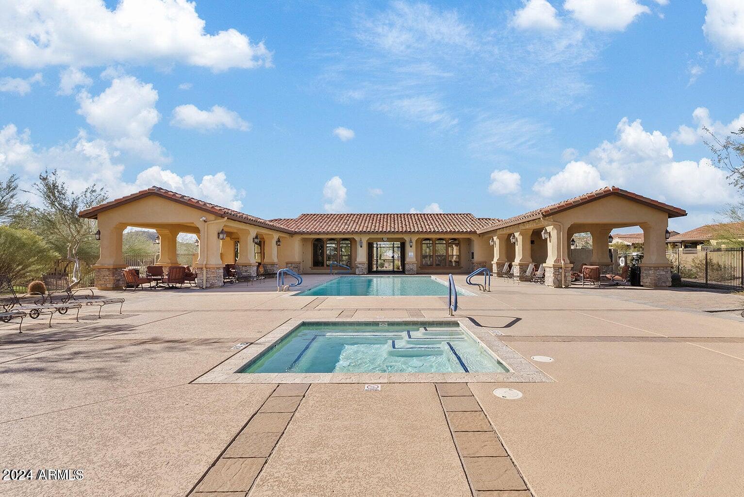 8965 E IVYGLEN Street