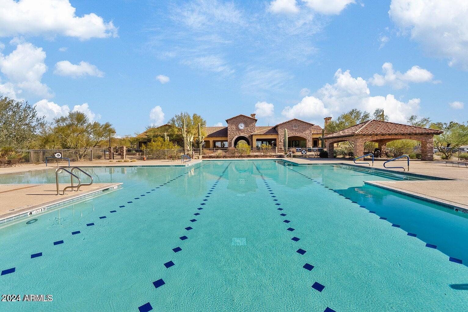 8965 E IVYGLEN Street