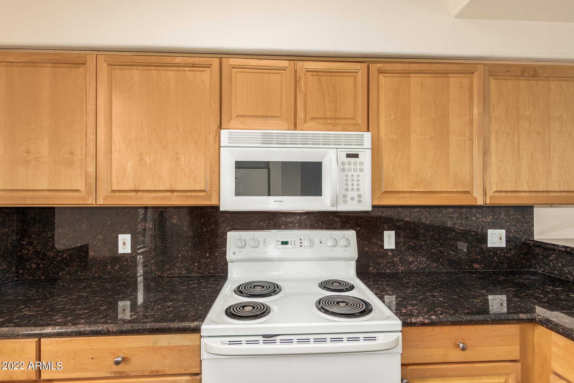 19777 N 76TH Street 1196