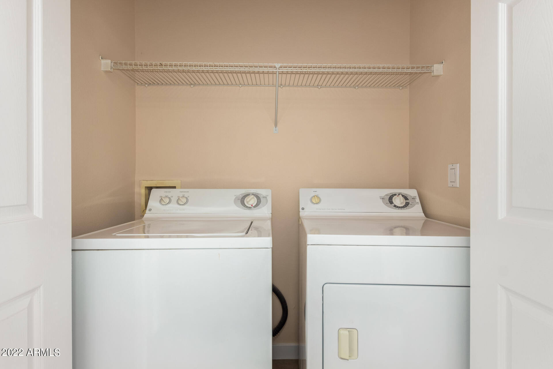 19777 N 76TH Street 1196