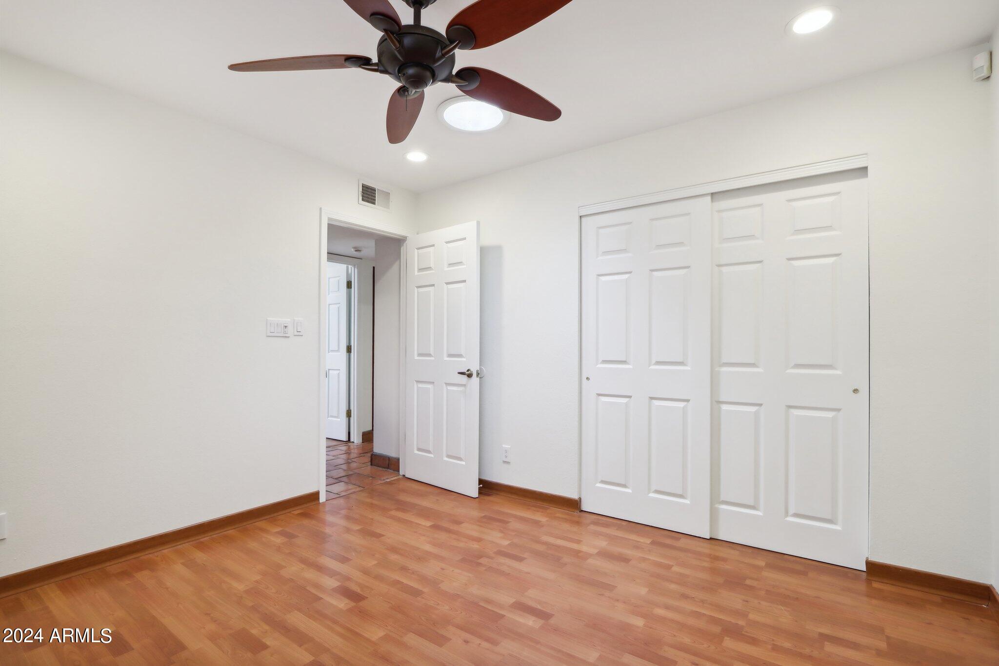 3116 E SIERRA Street