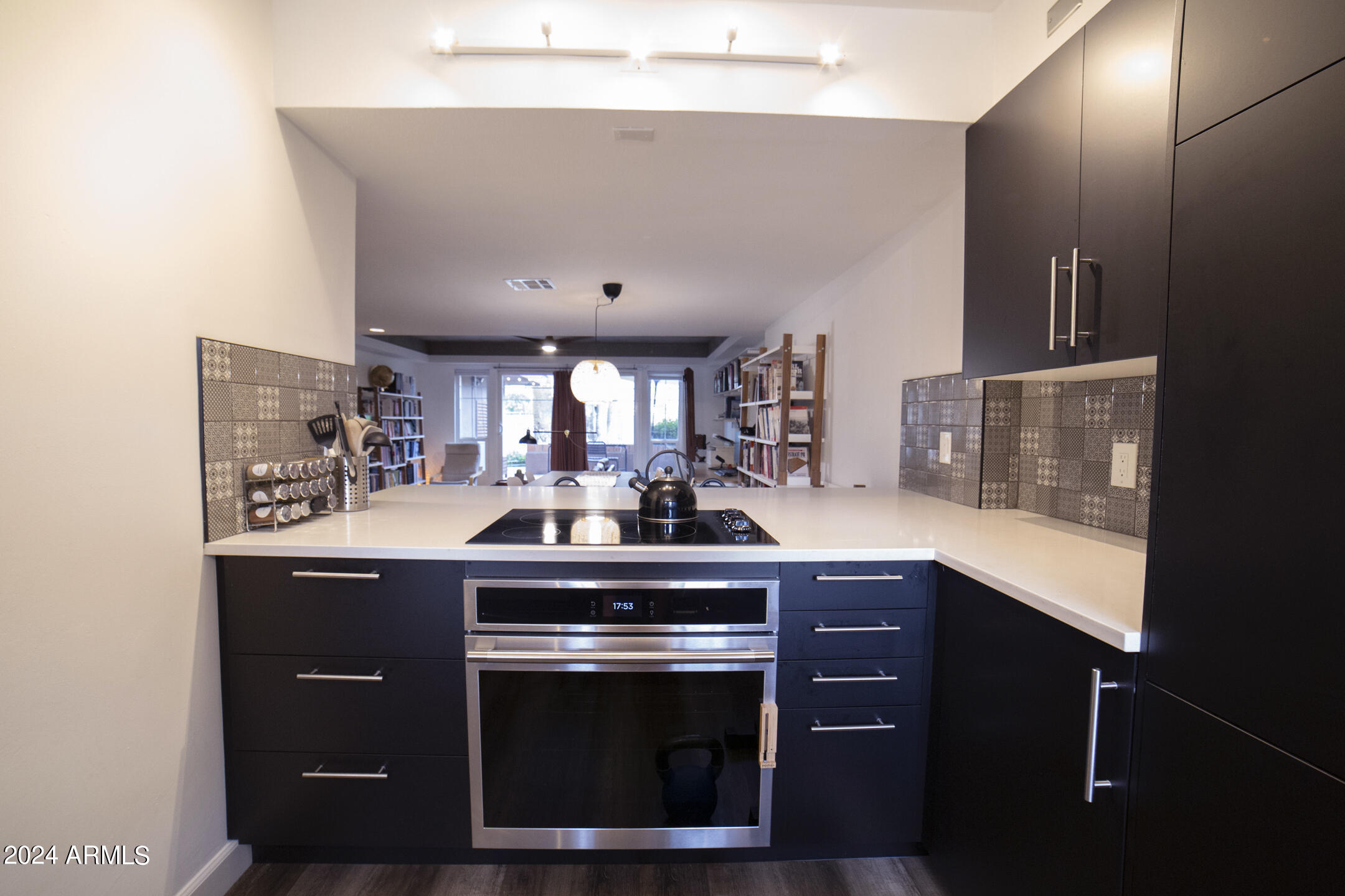 4327 N 28TH Street, 104