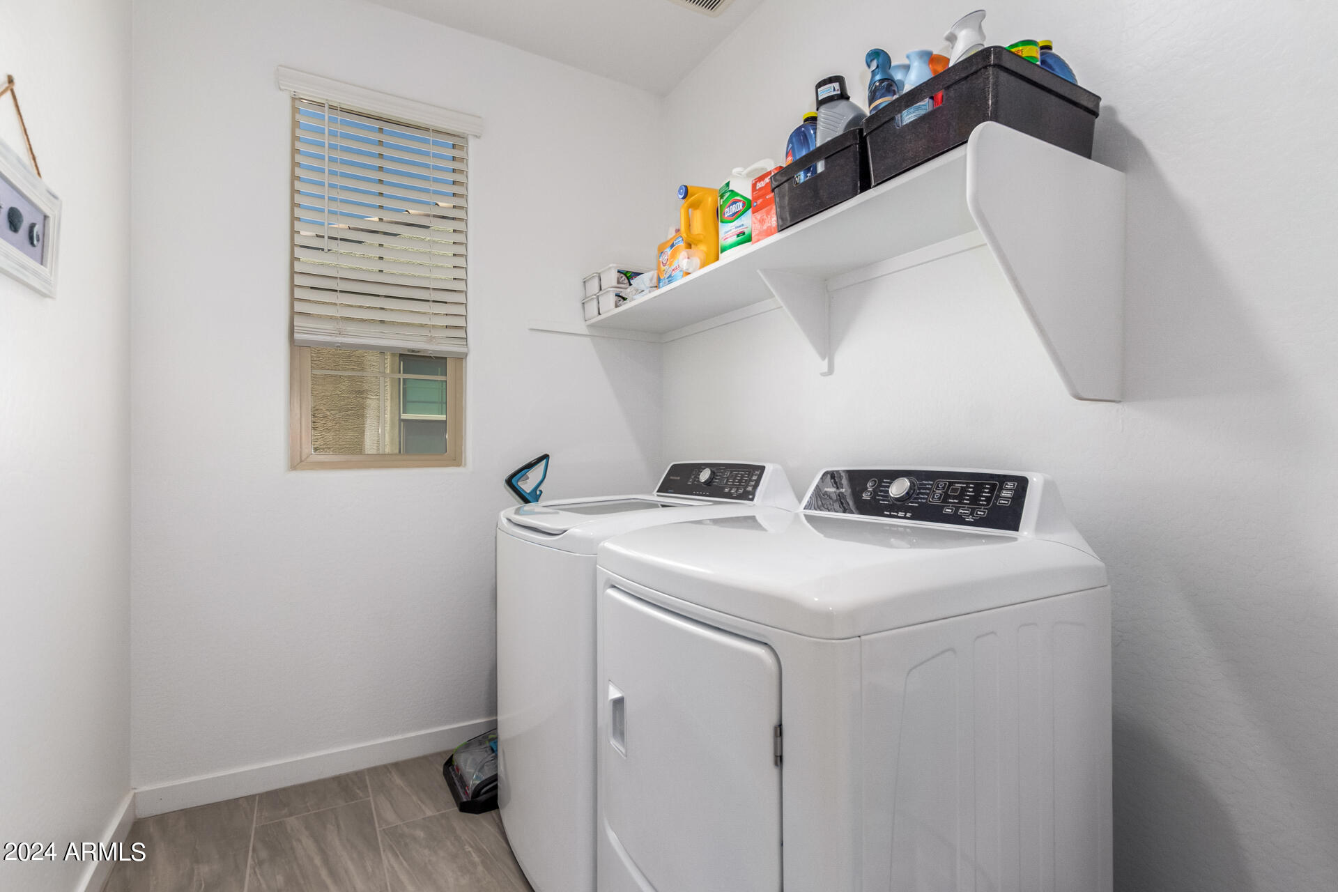 1132 E NEWLAND Drive