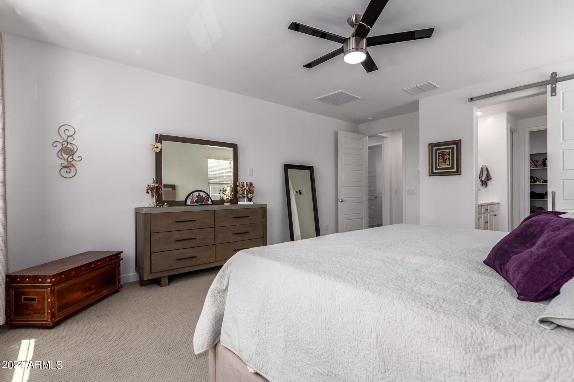 1132 E NEWLAND Drive