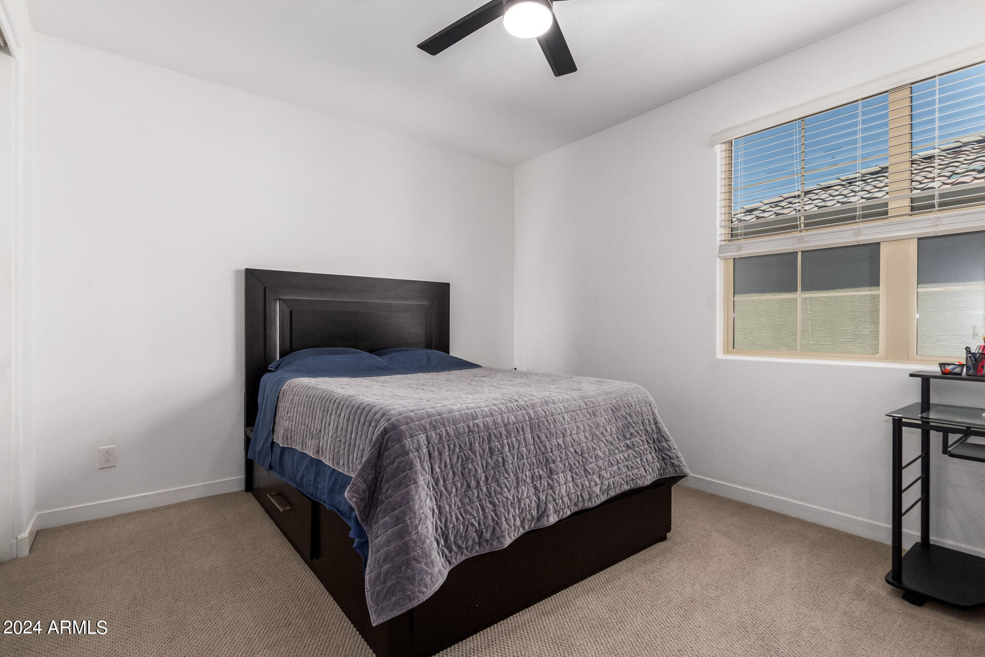 1132 E NEWLAND Drive