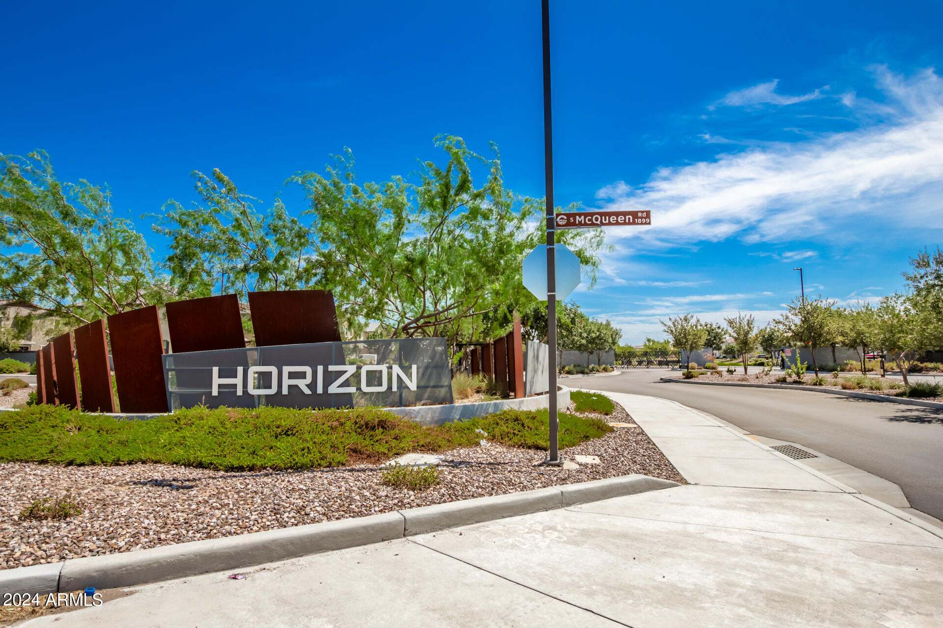 1132 E NEWLAND Drive