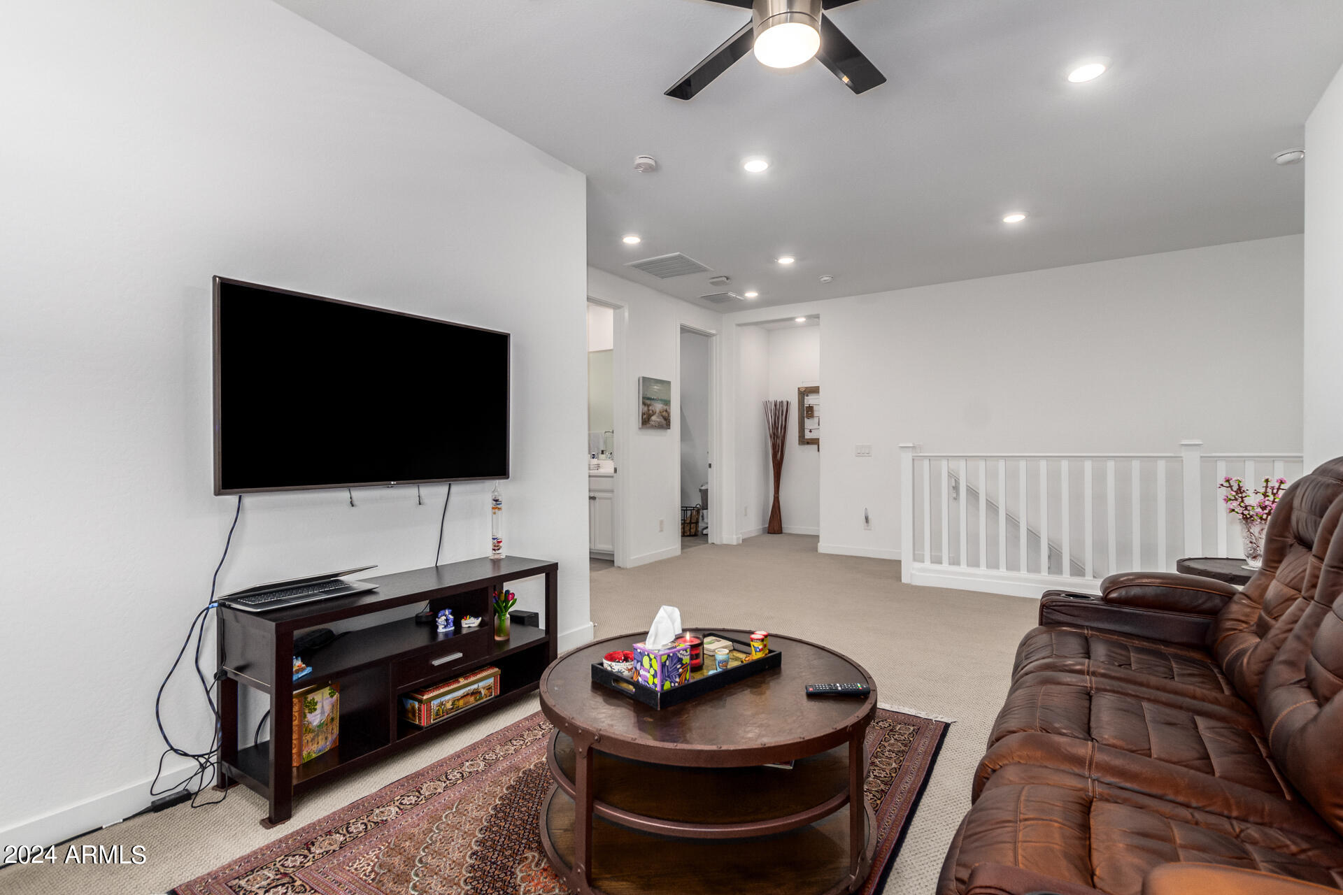 1132 E NEWLAND Drive