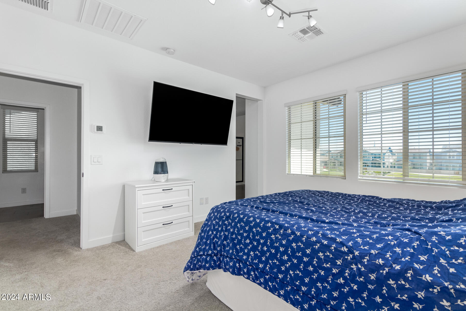 9415 E Supernova Drive