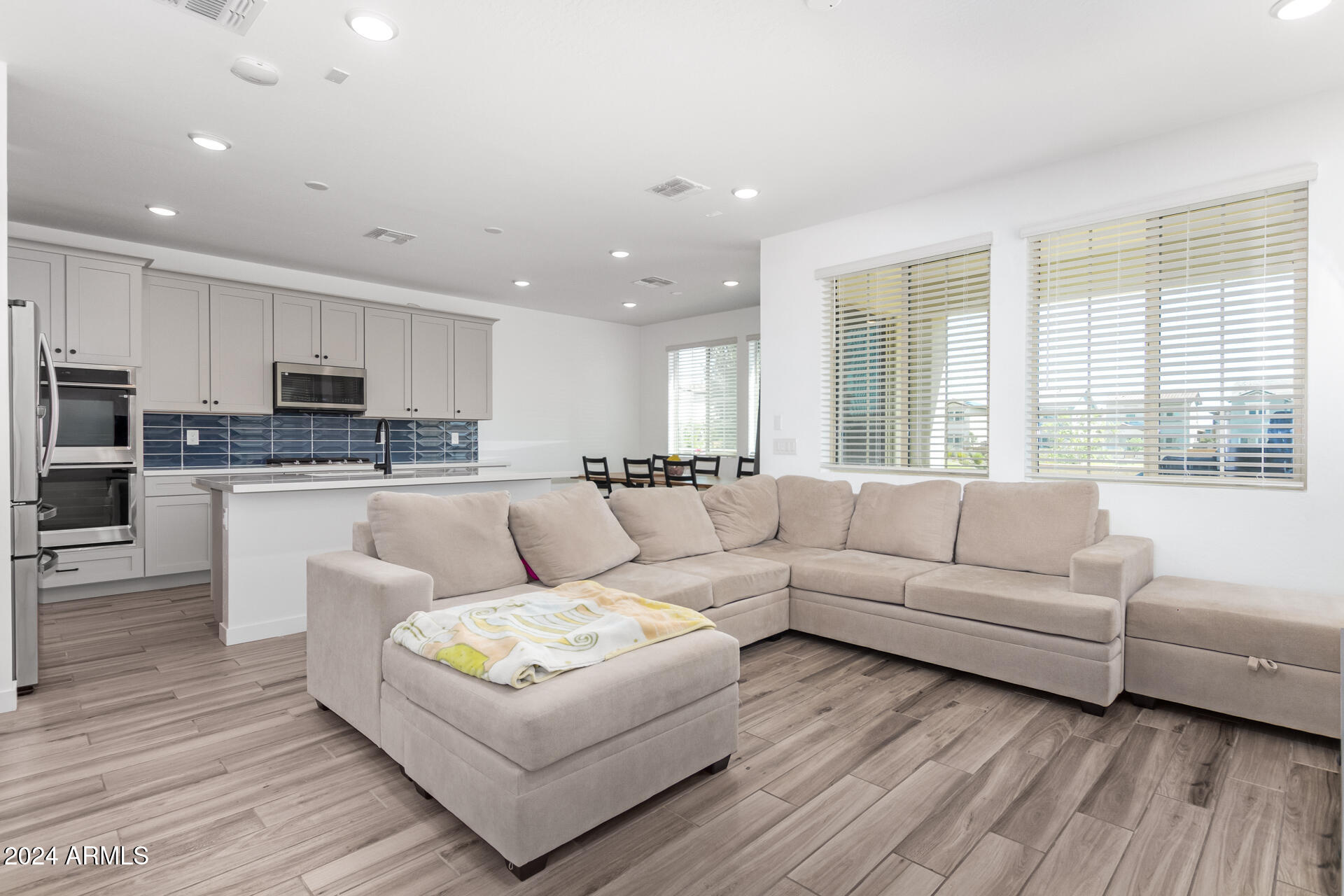 9415 E Supernova Drive