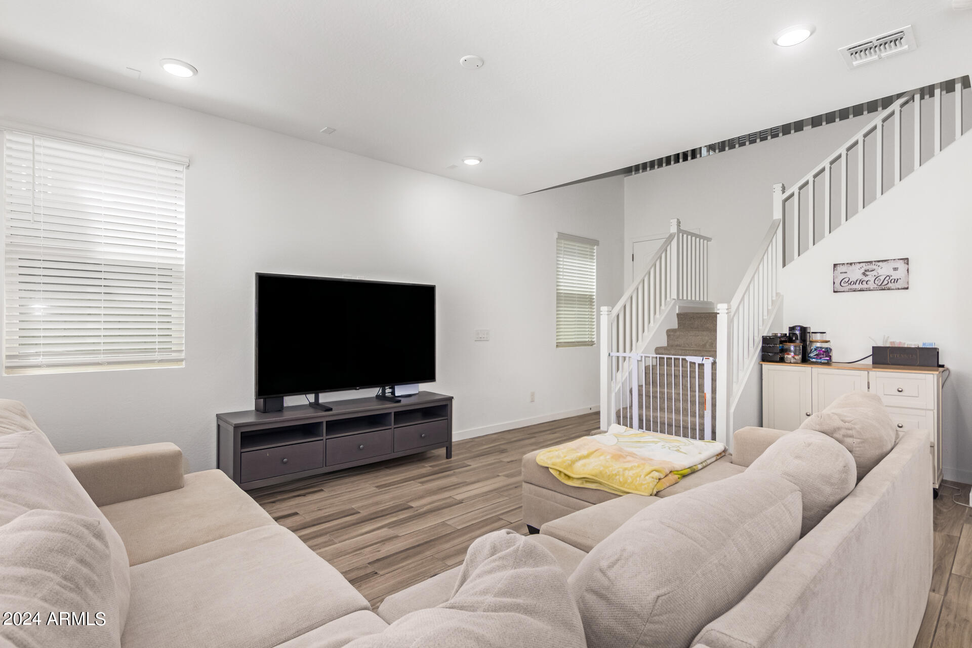 9415 E Supernova Drive