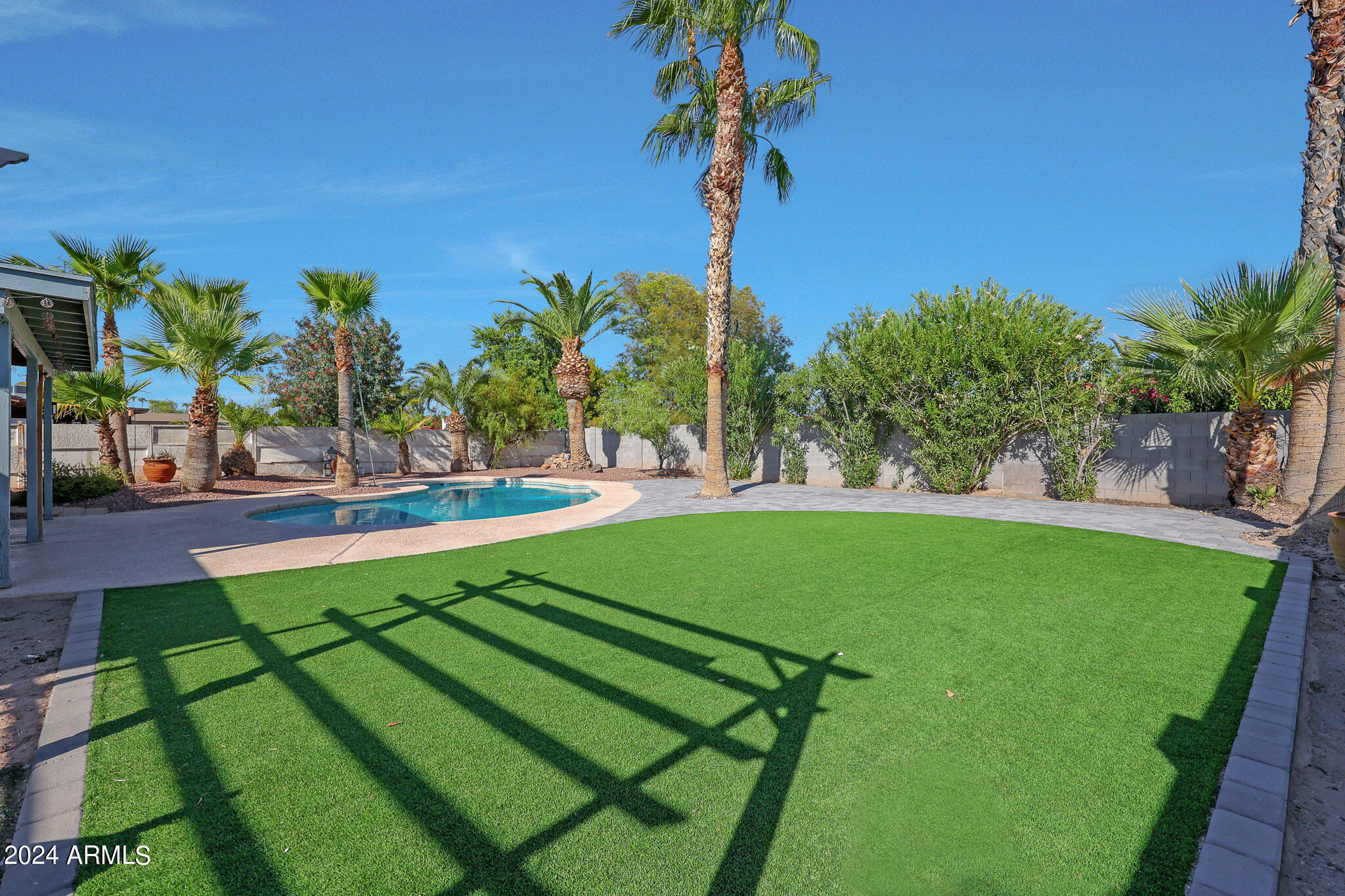 2546 W Jacinto Circle