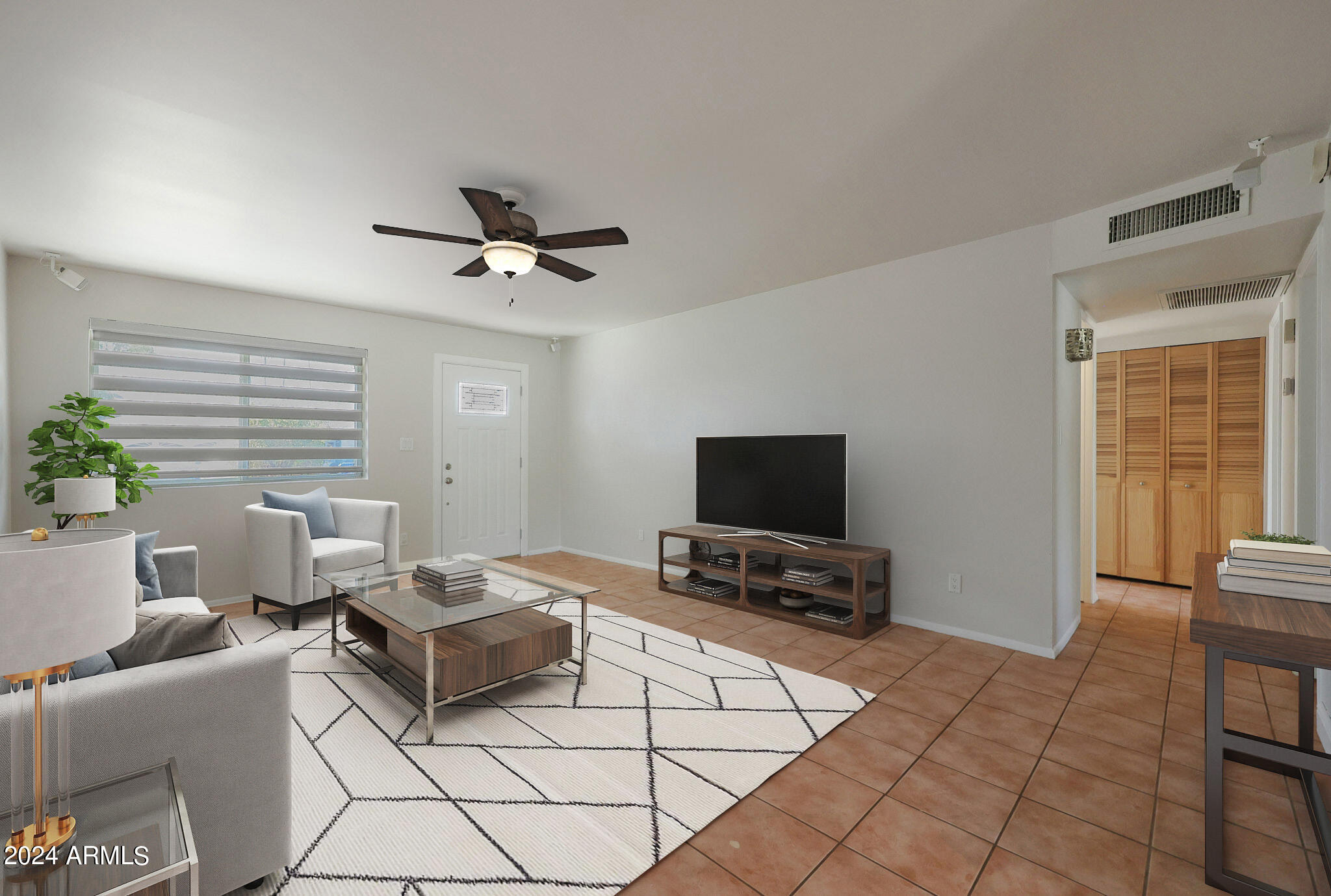 2546 W Jacinto Circle