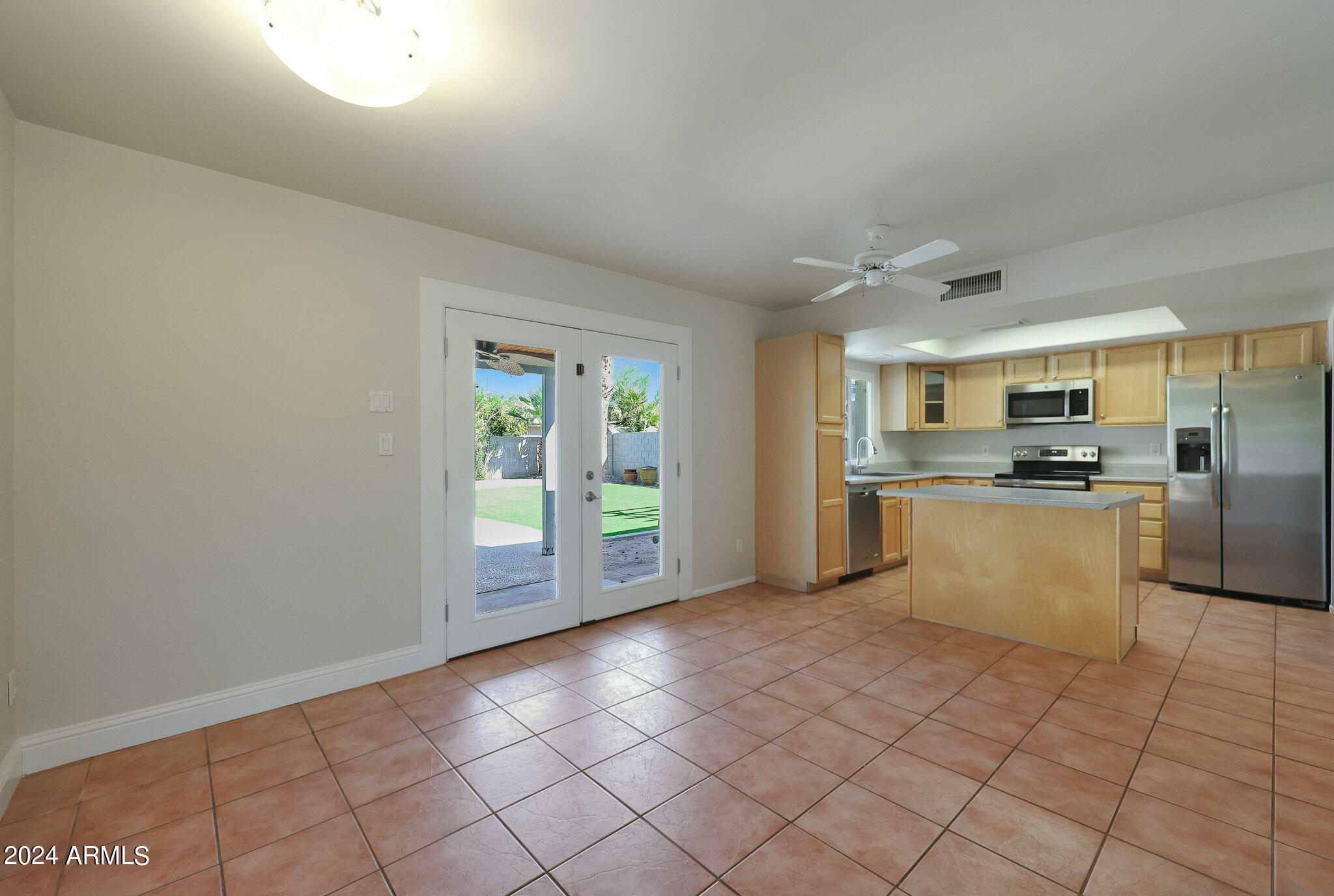 2546 W Jacinto Circle