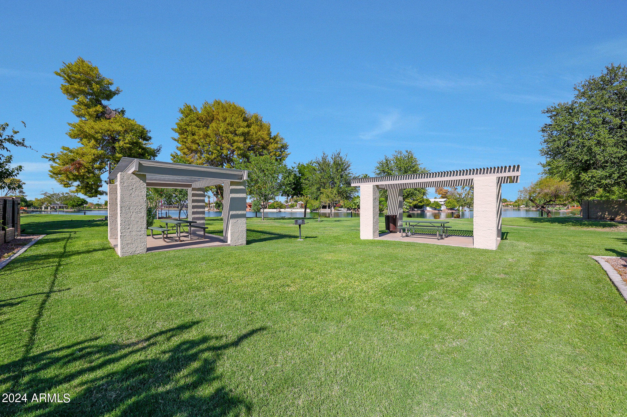 2546 W Jacinto Circle