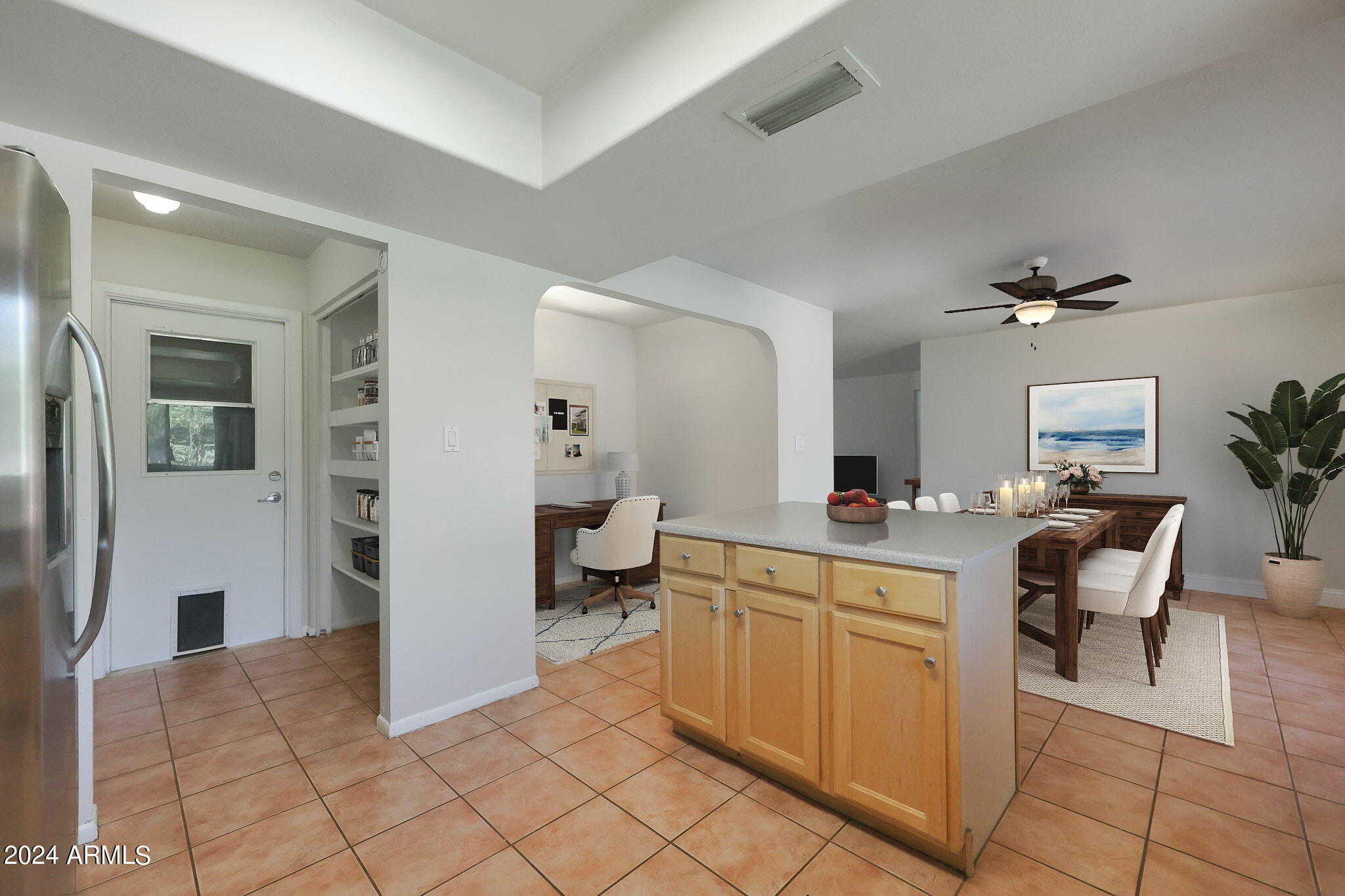 2546 W Jacinto Circle