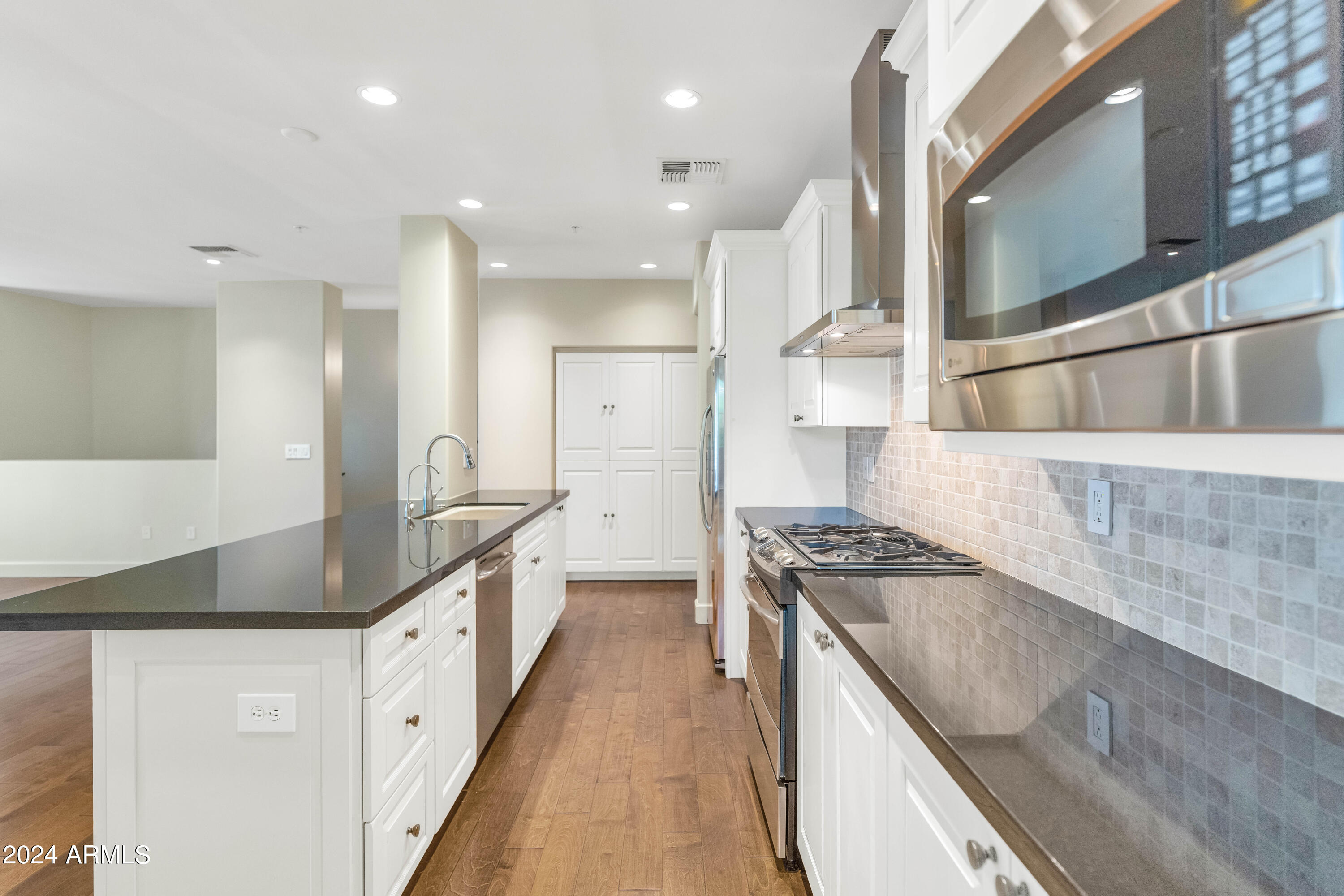 8333 E VIA PASEO DEL NORTE -- # 1003