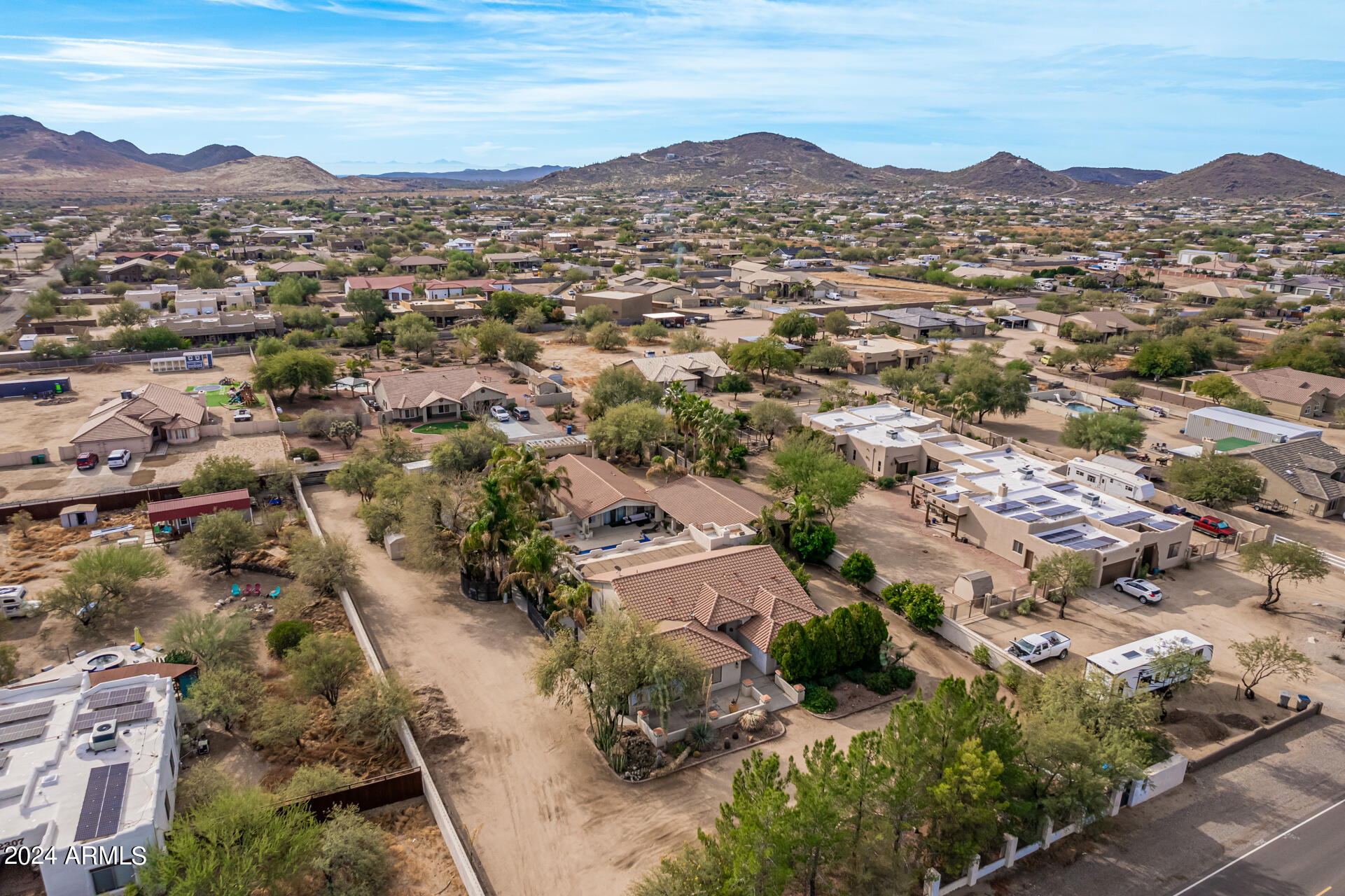 2321 W DESERT HILLS Drive