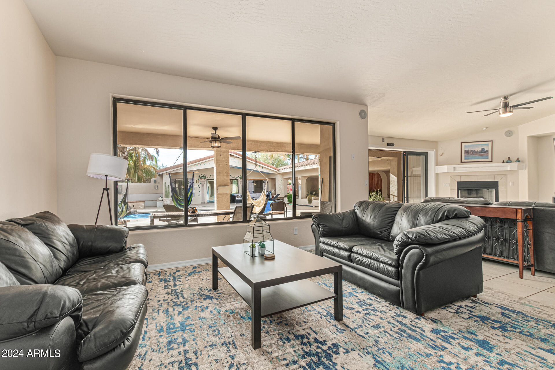 2321 W DESERT HILLS Drive