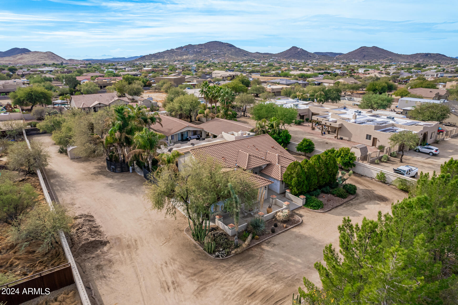 2321 W DESERT HILLS Drive