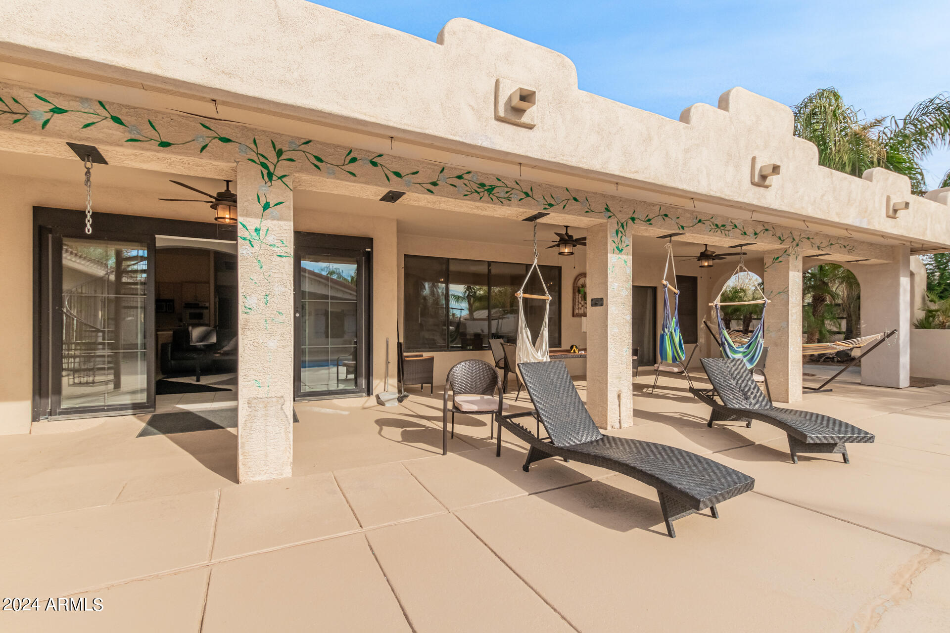 2321 W DESERT HILLS Drive