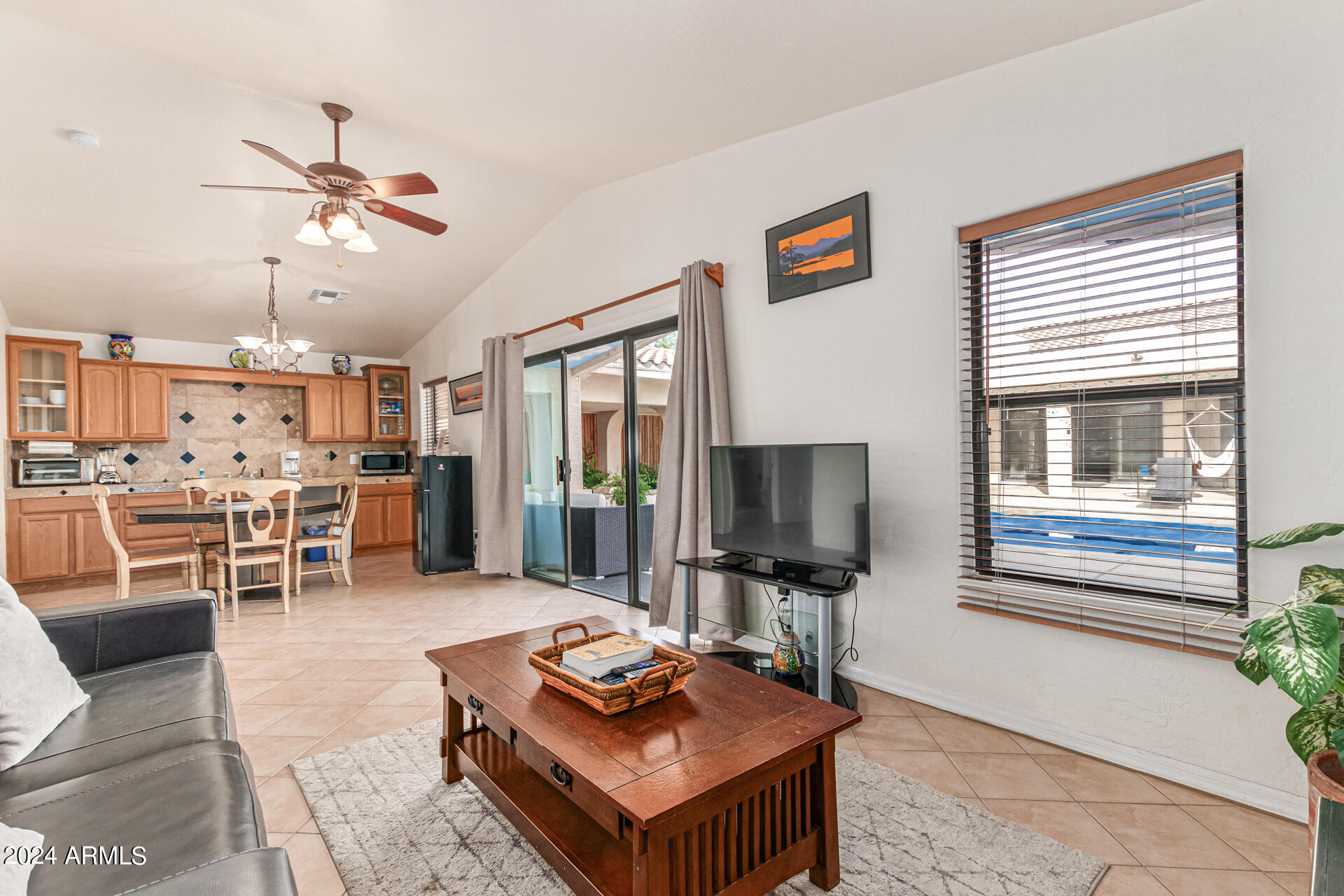 2321 W DESERT HILLS Drive