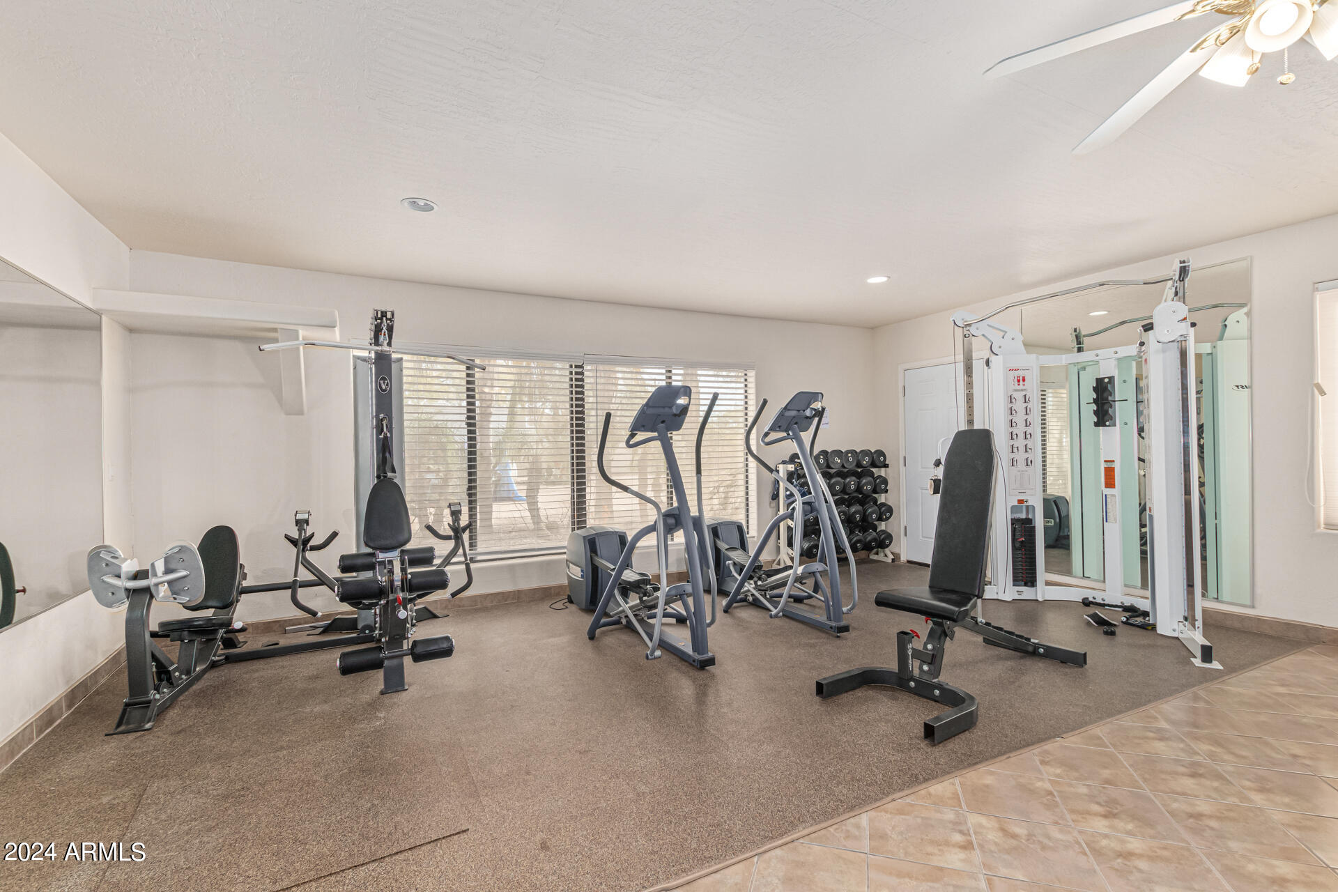 2321 W DESERT HILLS Drive