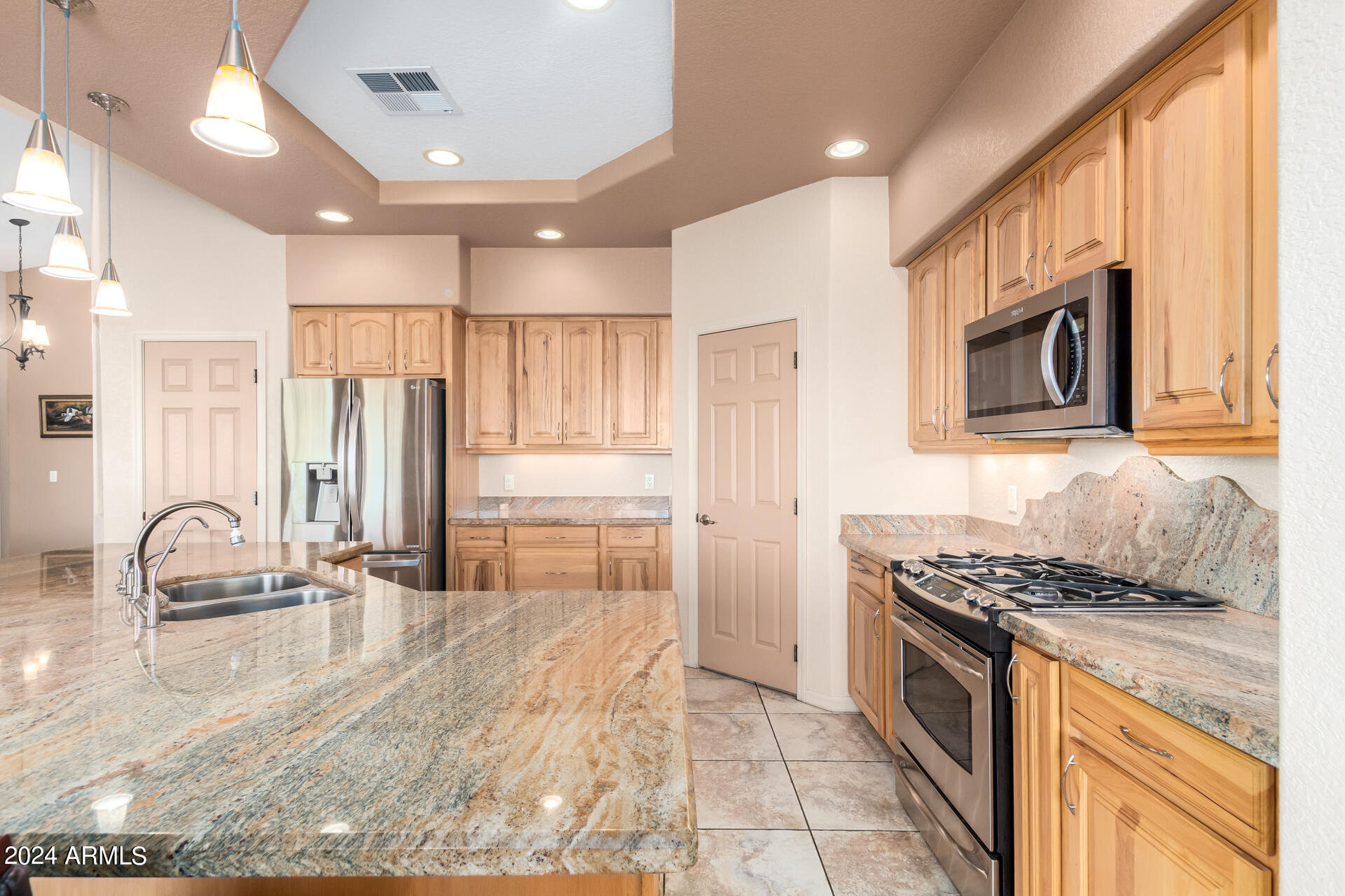 2337 N GAYRIDGE Road