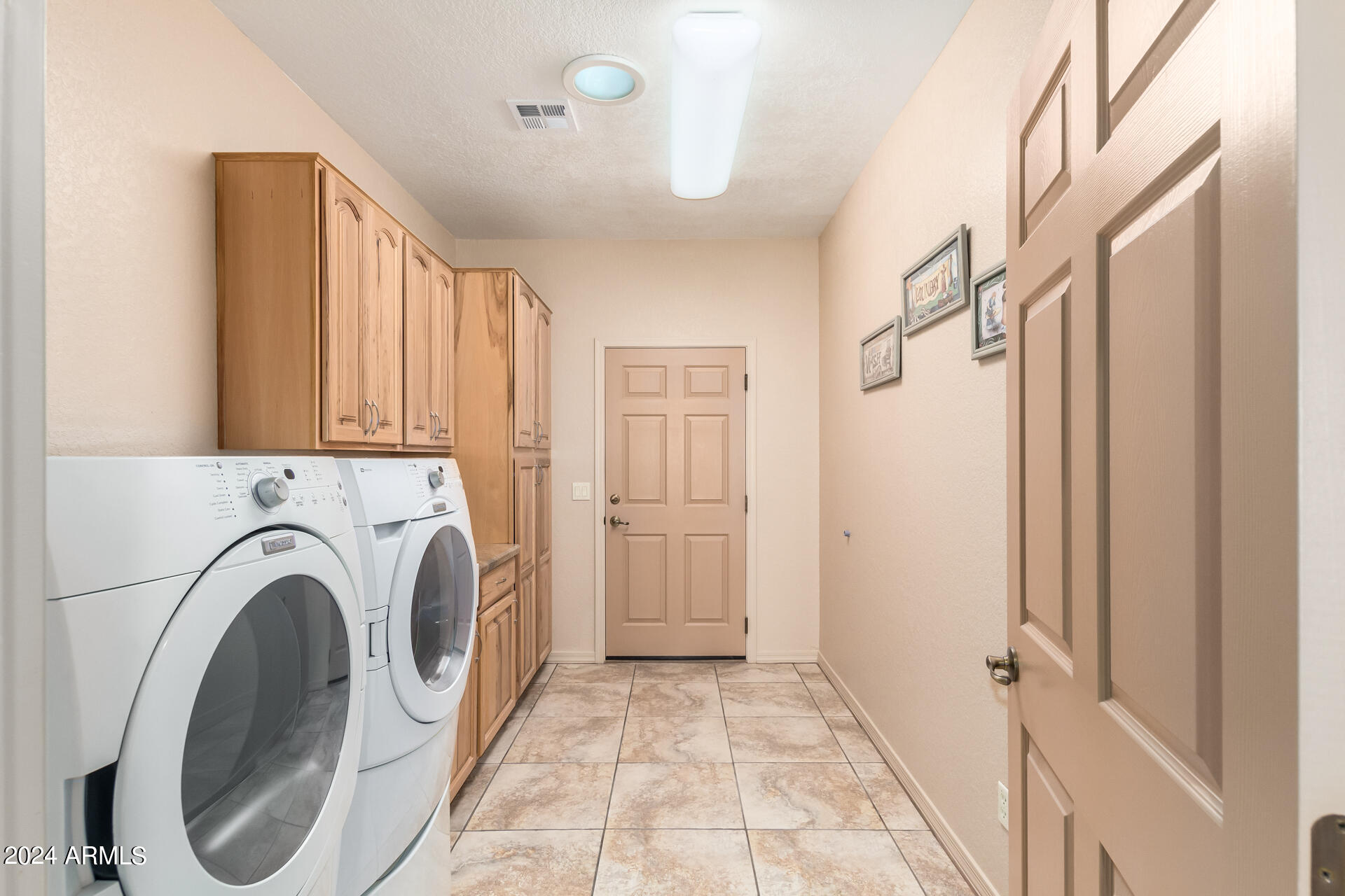 2337 N GAYRIDGE Road