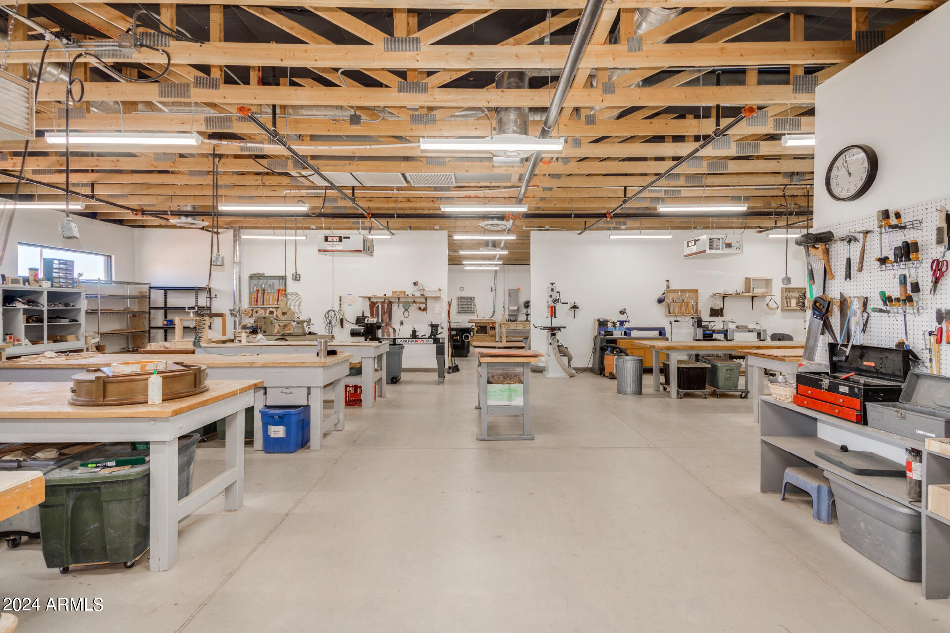 2337 N GAYRIDGE Road