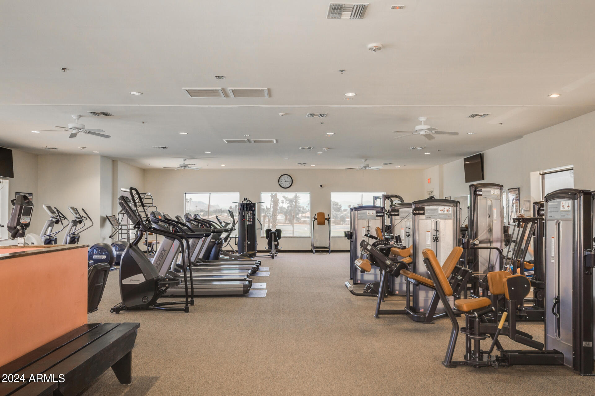 2337 N GAYRIDGE Road