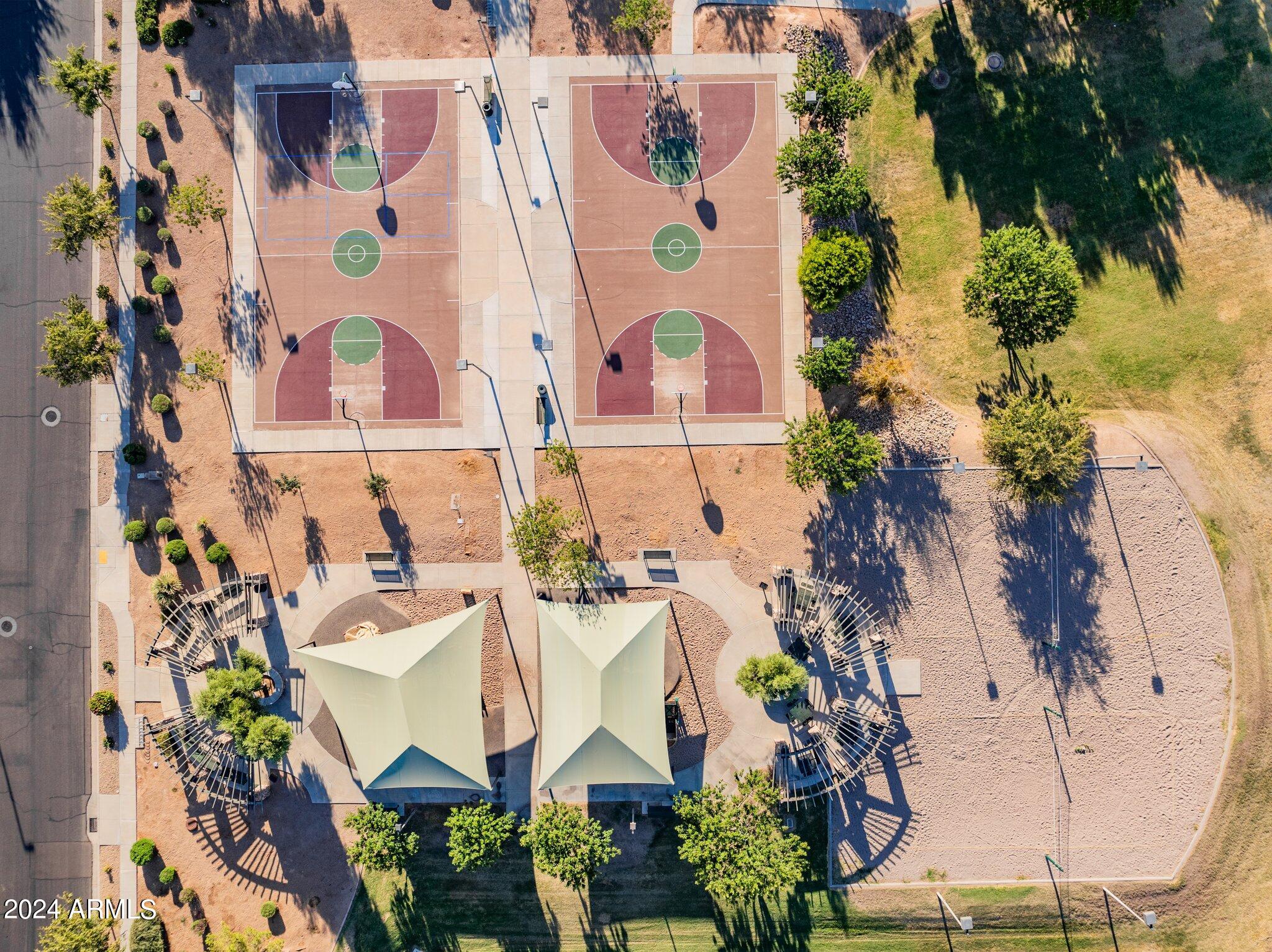 2867 E Courtney Street