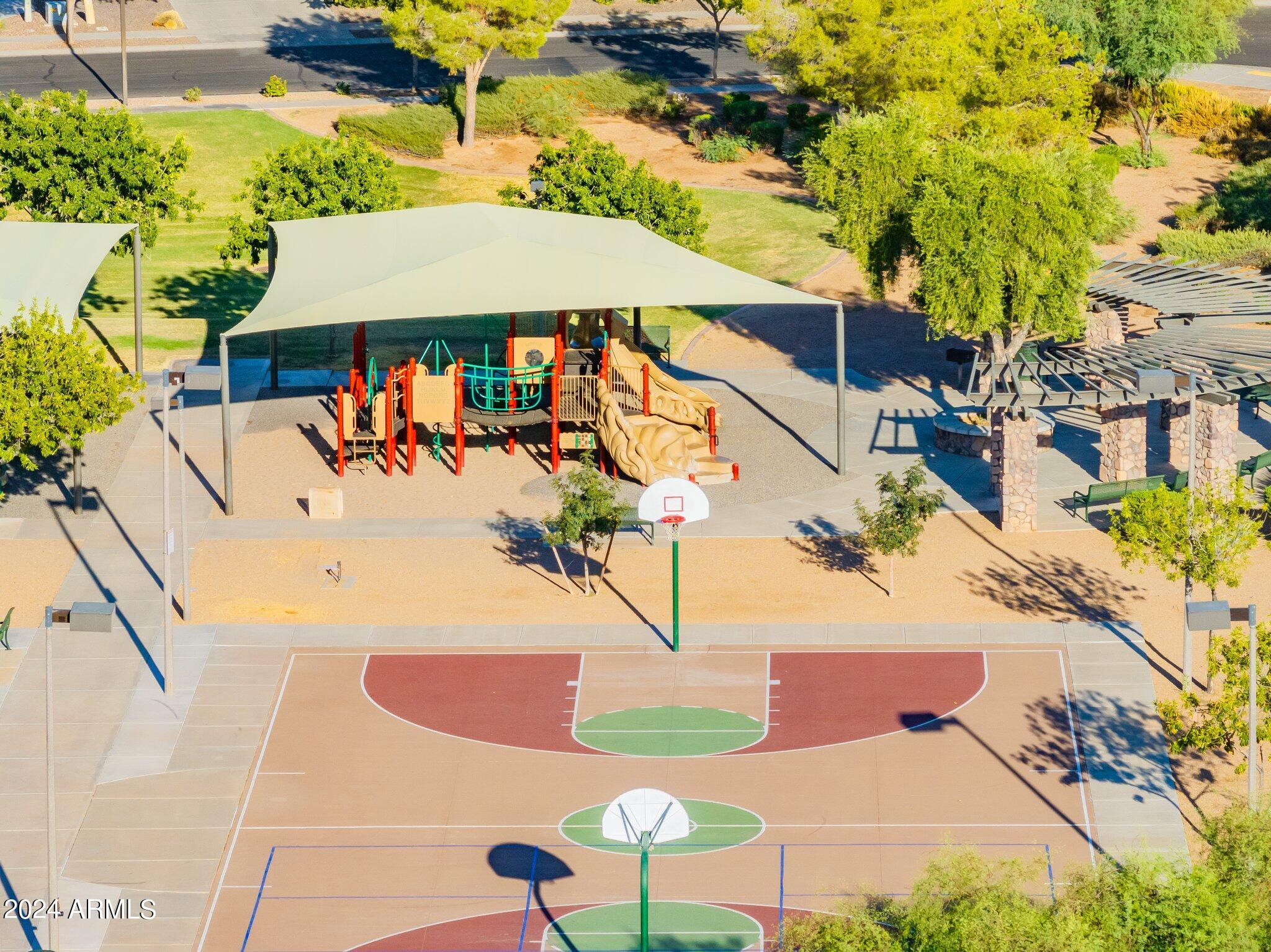 2867 E Courtney Street