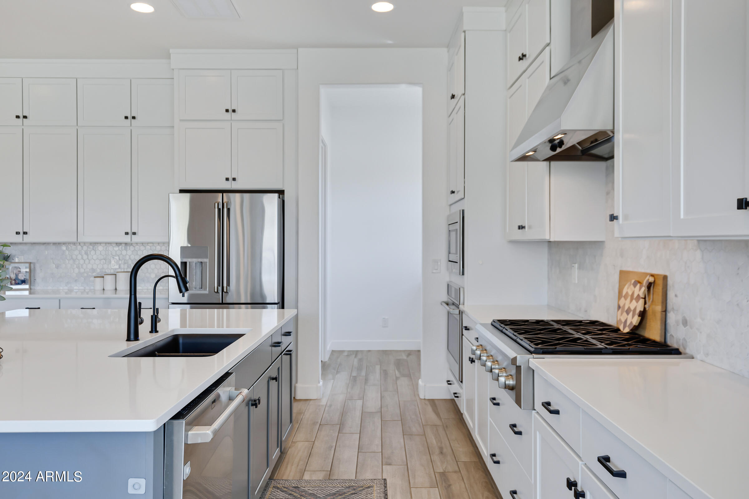 40548 N BARRED Place