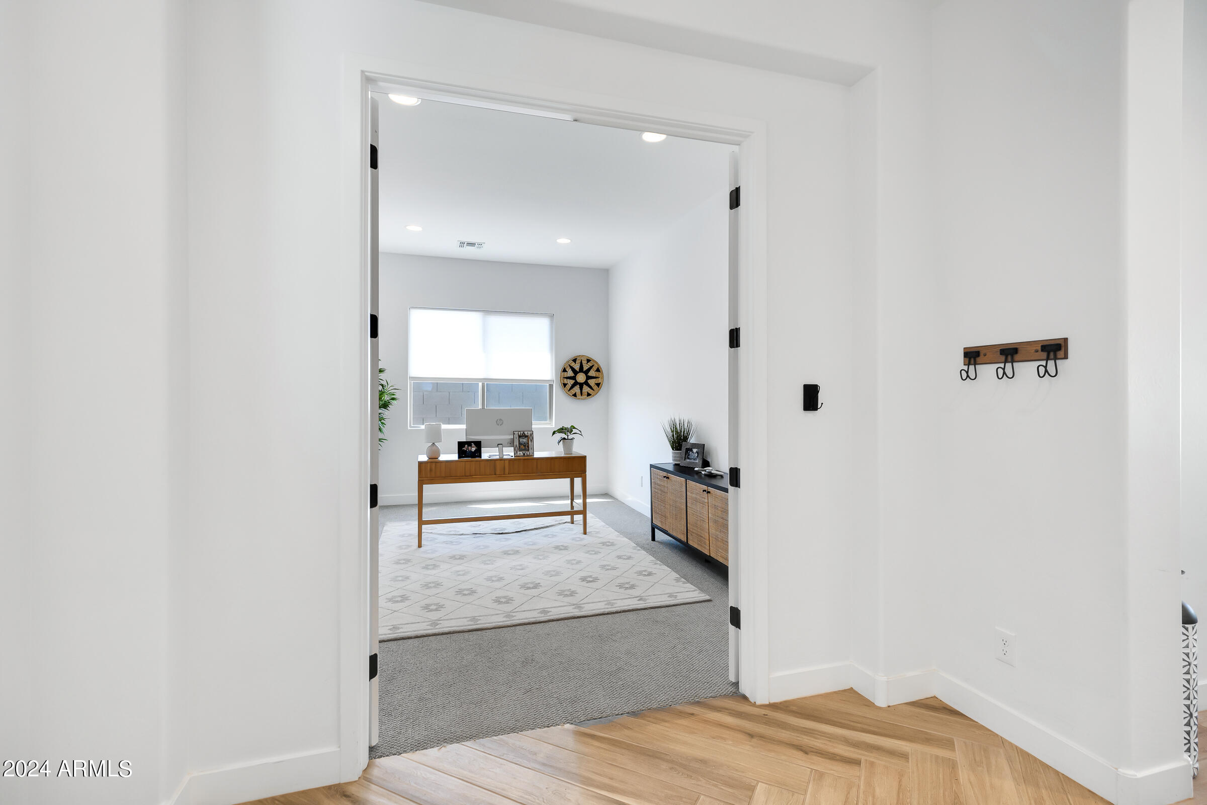 40548 N BARRED Place