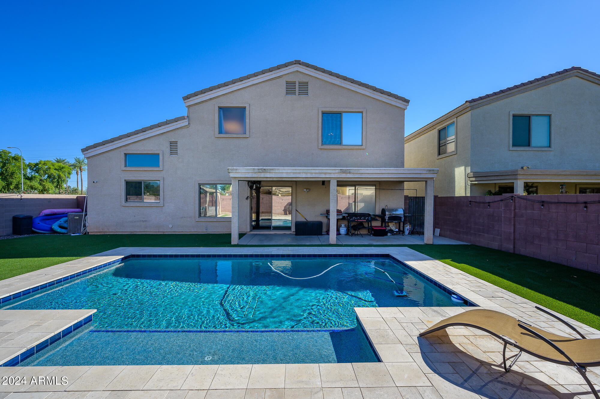 8308 W FOREST GROVE Avenue