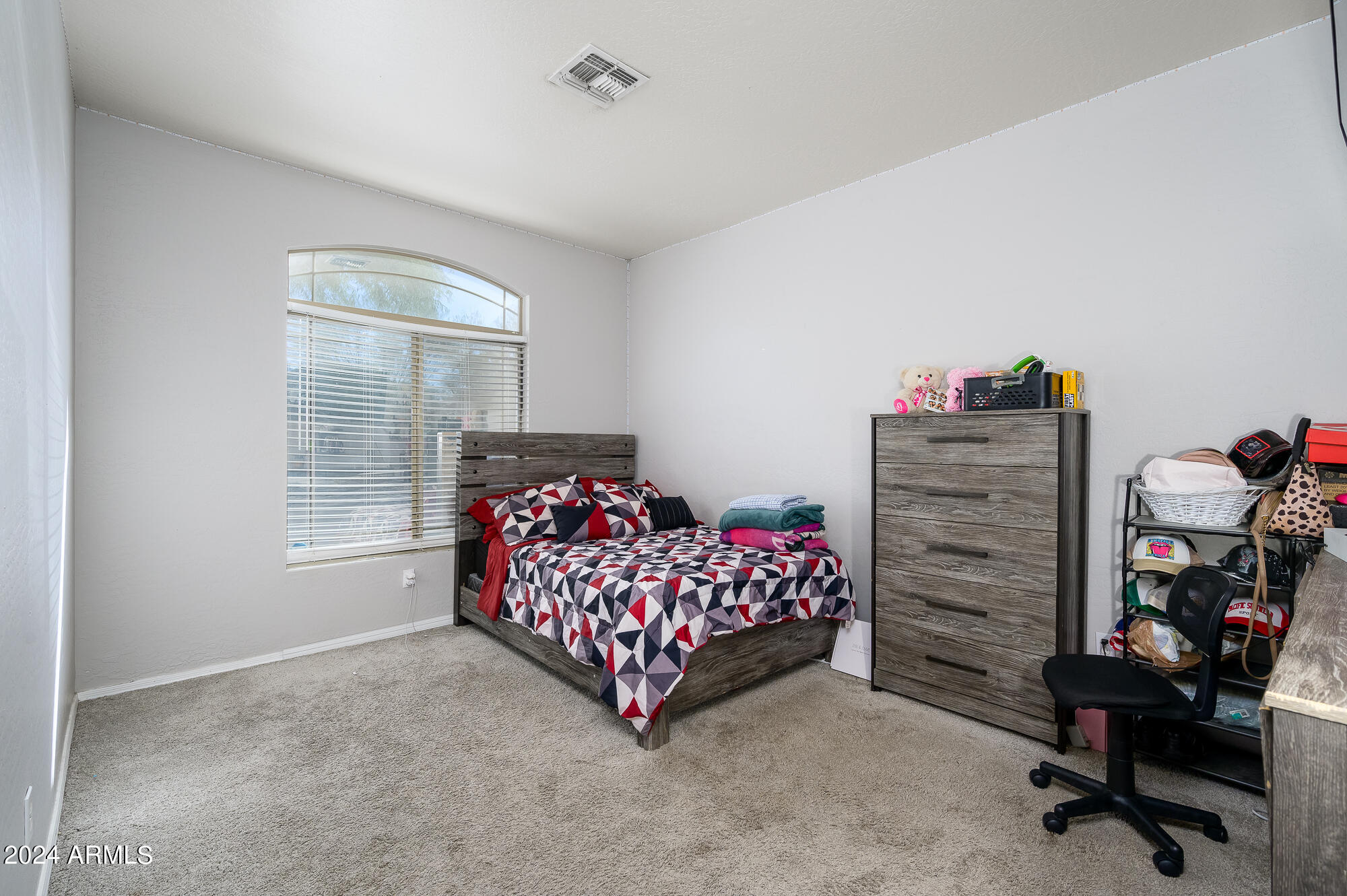 8308 W FOREST GROVE Avenue