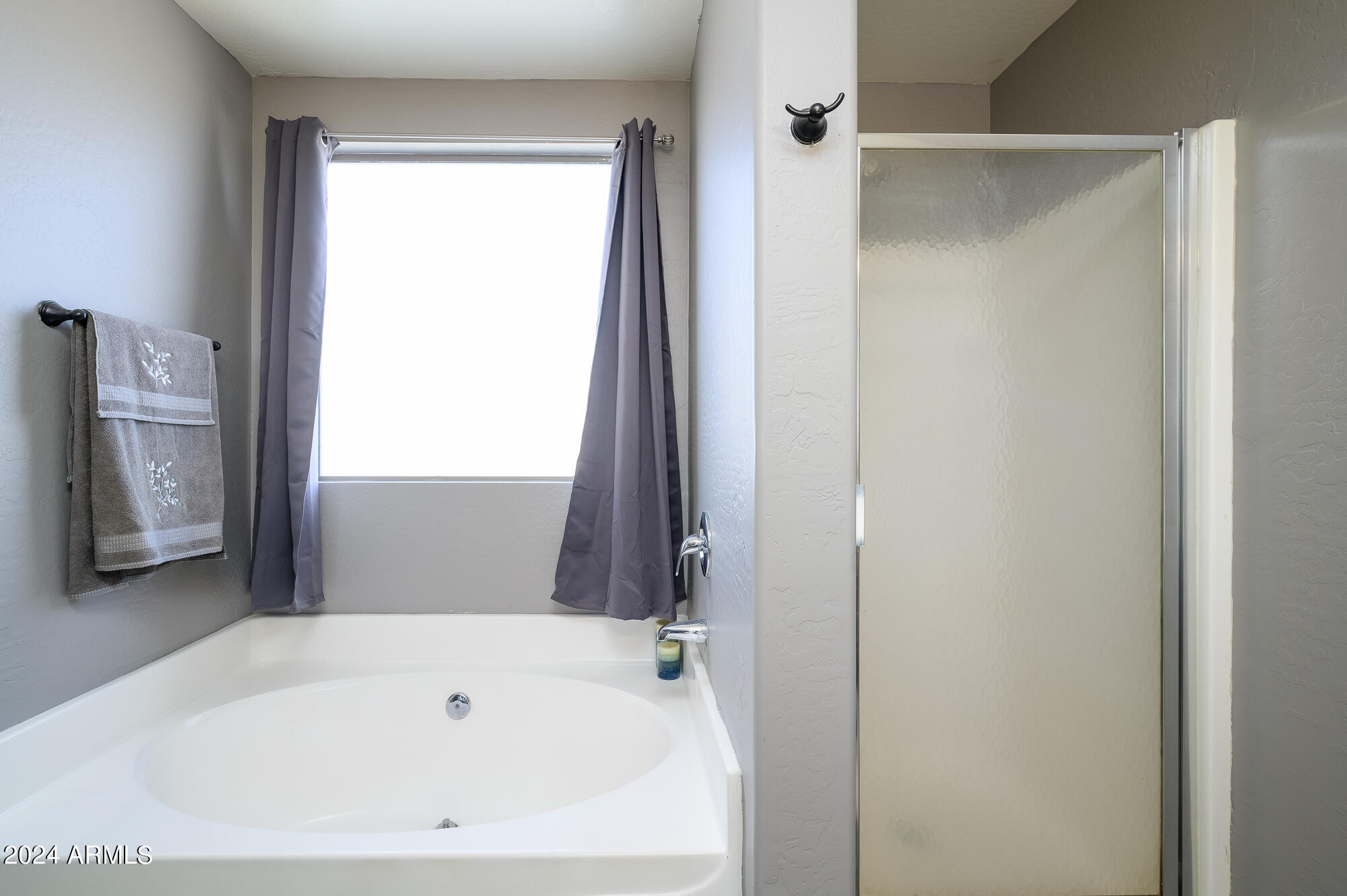 8308 W FOREST GROVE Avenue