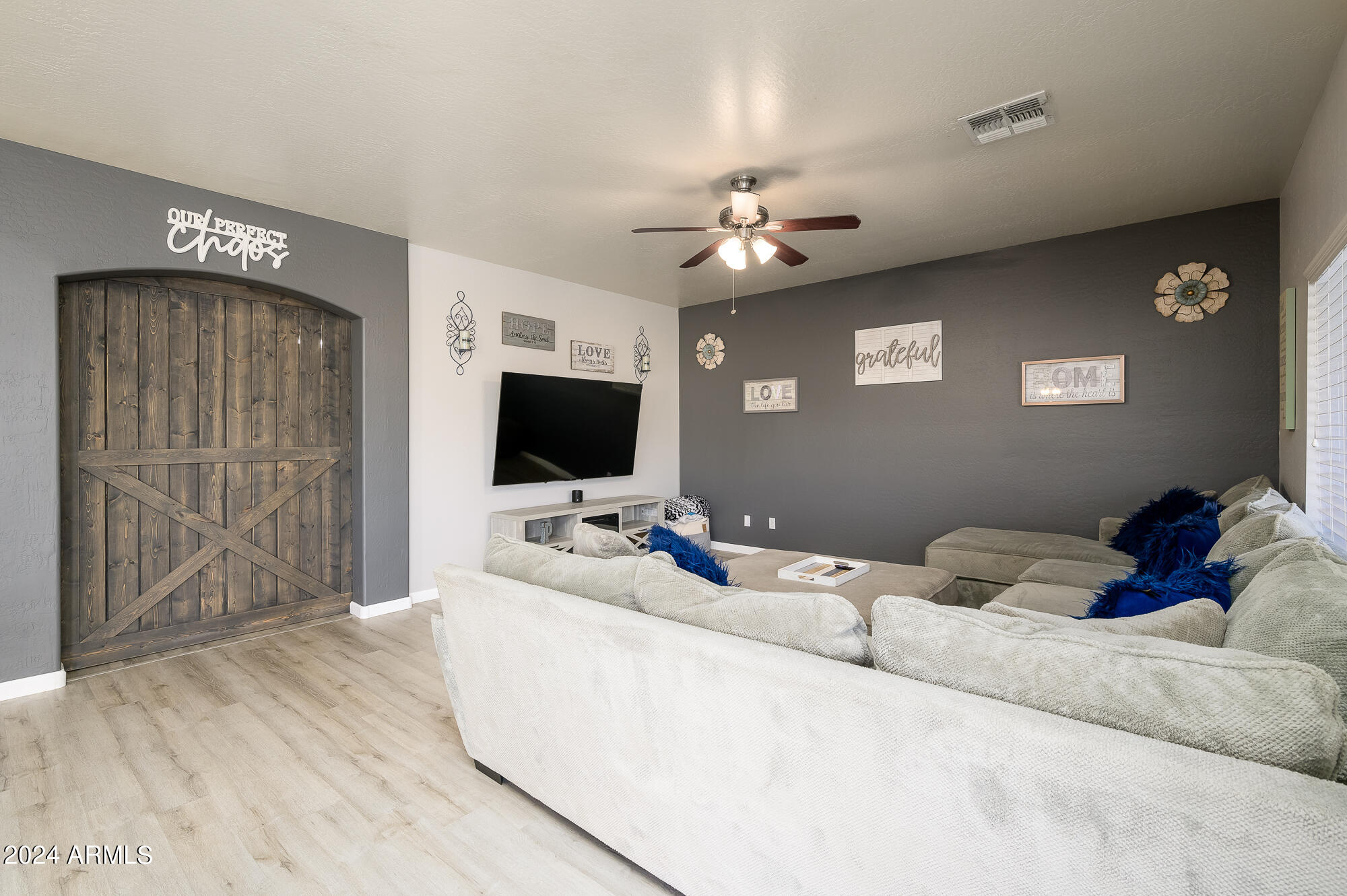 8308 W FOREST GROVE Avenue