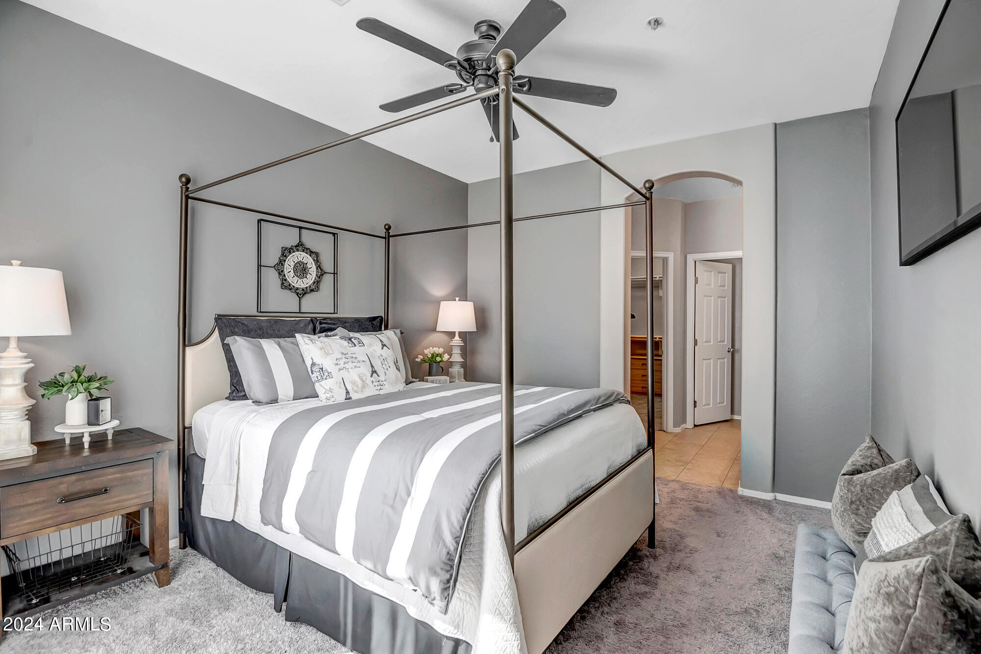 42424 N GAVILAN PEAK Parkway 36102