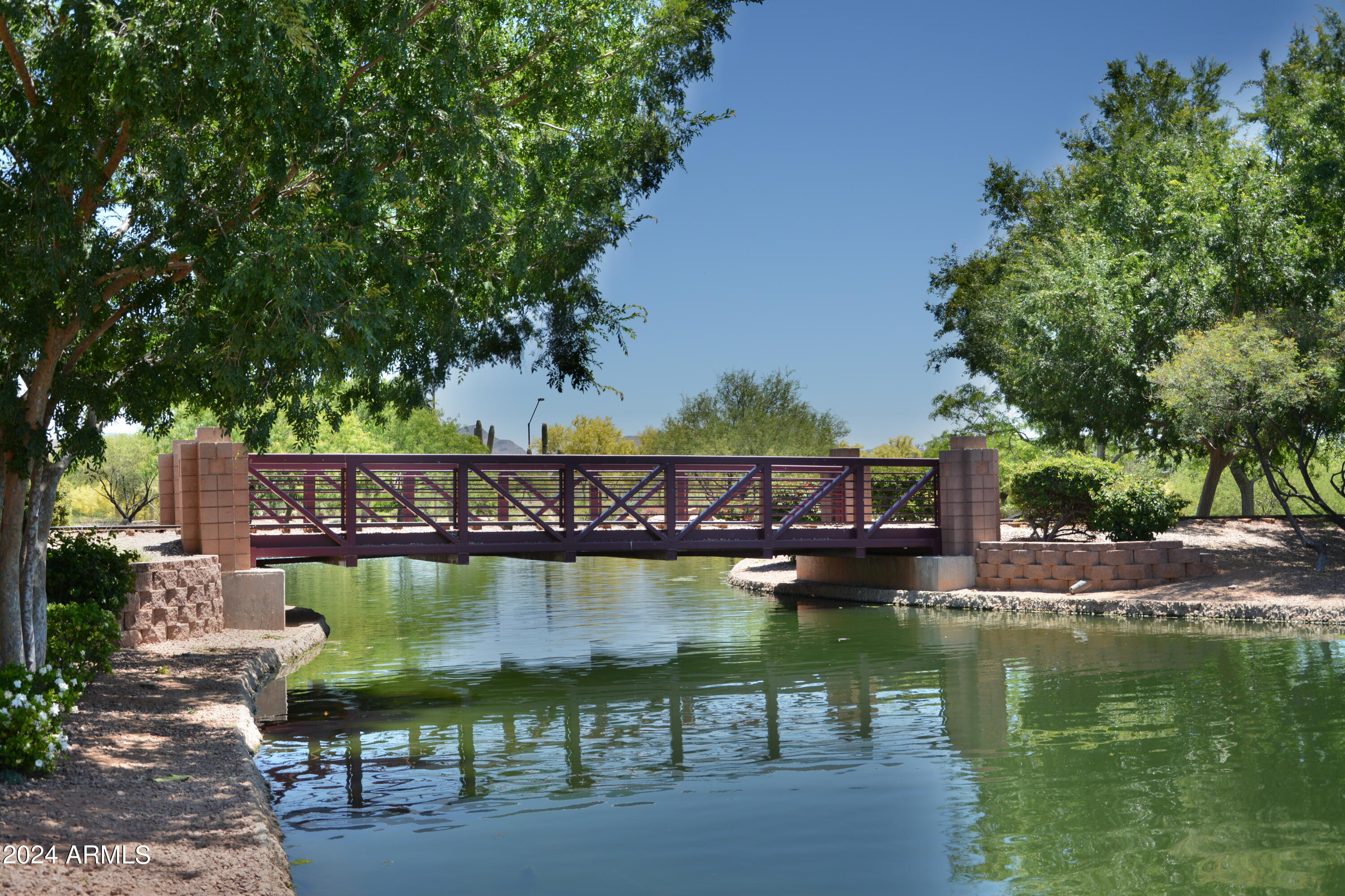 42424 N GAVILAN PEAK Parkway 36102