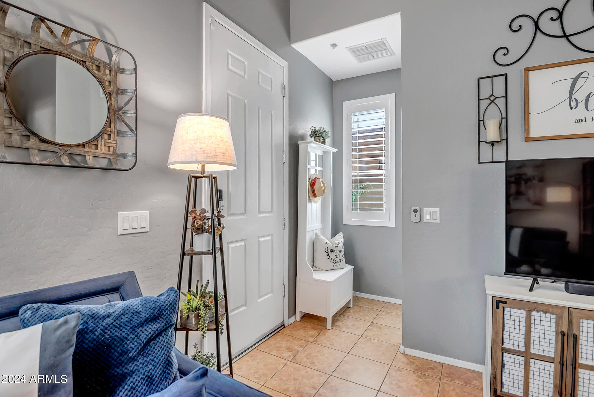 42424 N GAVILAN PEAK Parkway 36102