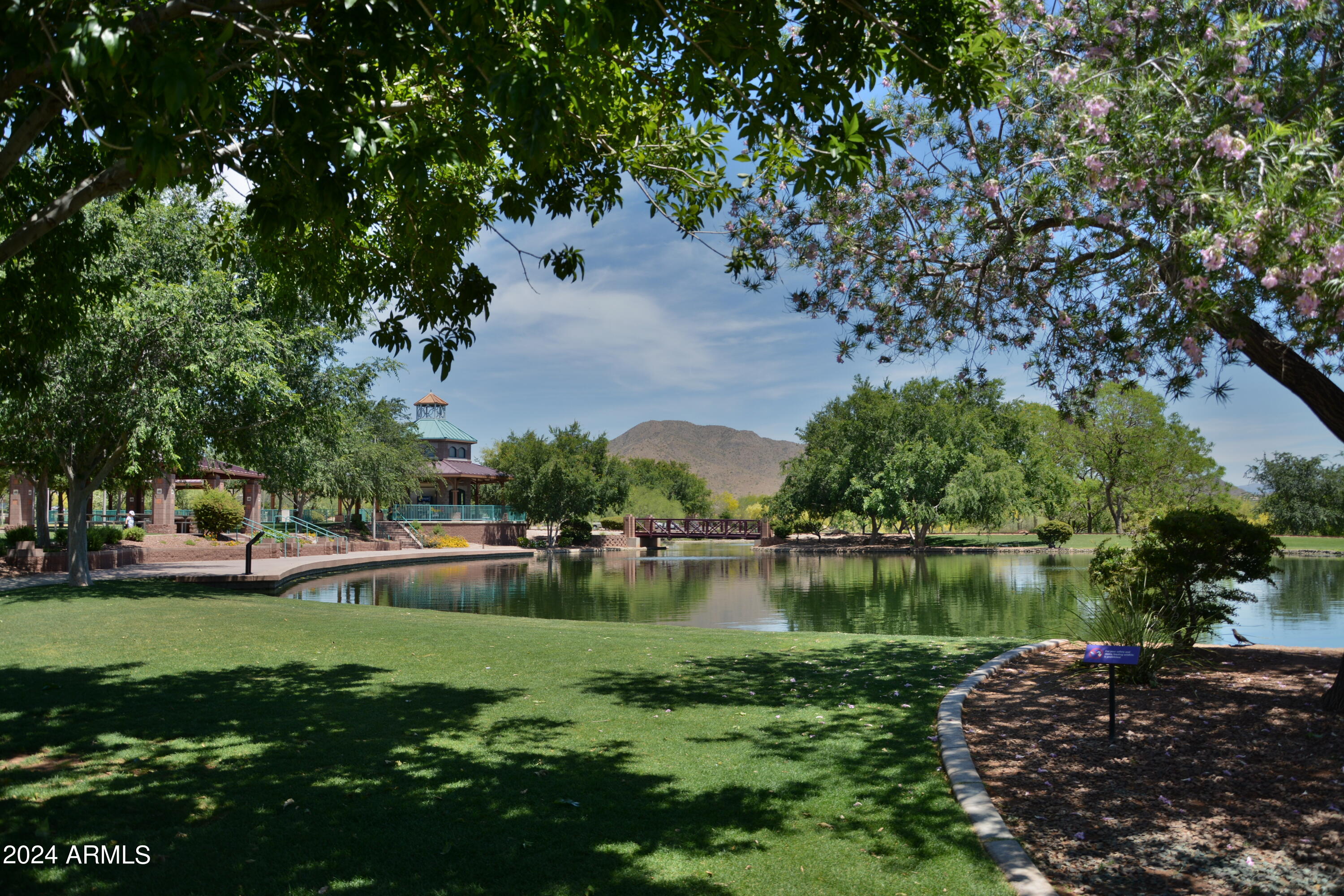 42424 N GAVILAN PEAK Parkway 36102