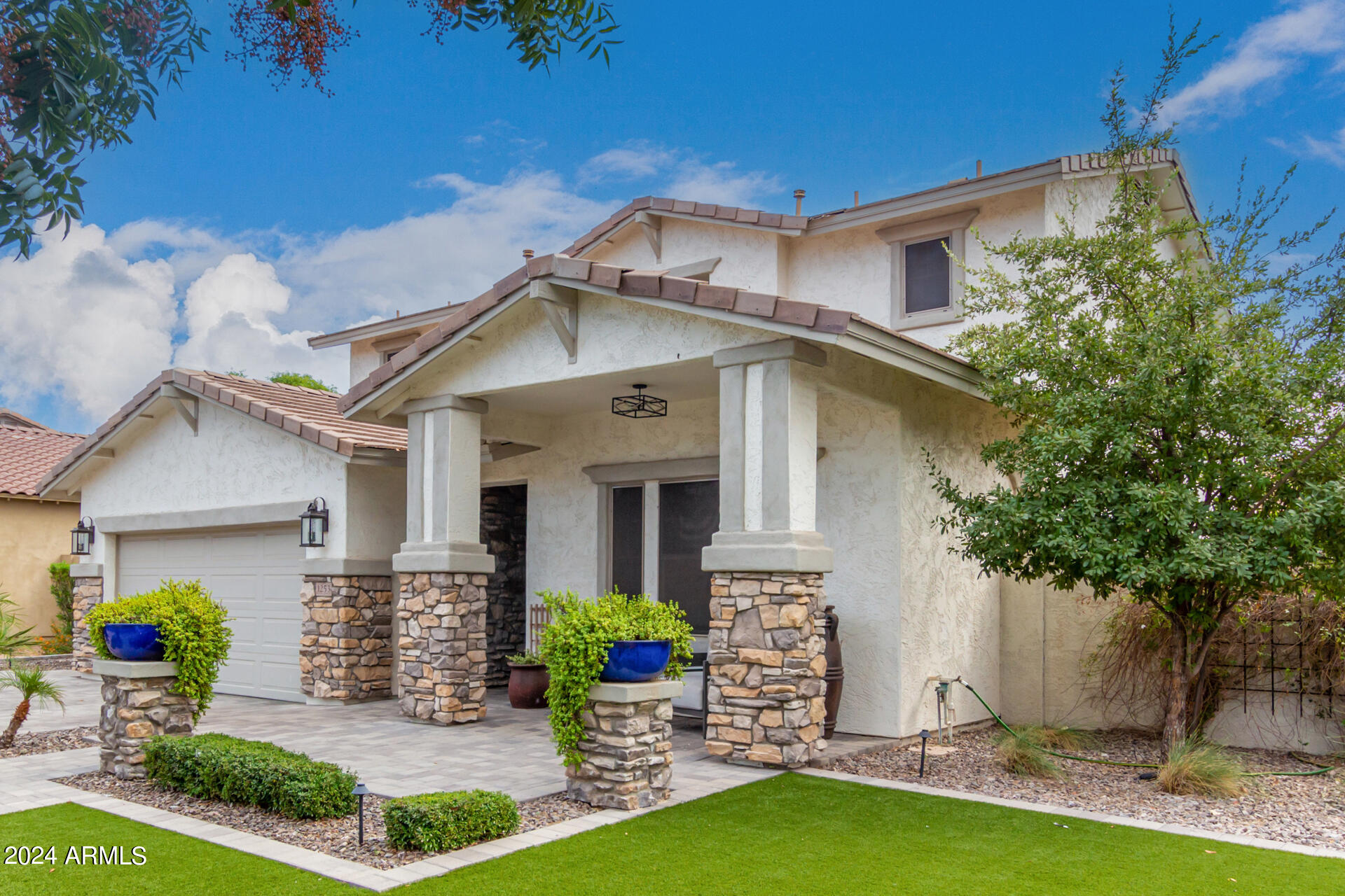 1253 E Apricot Lane