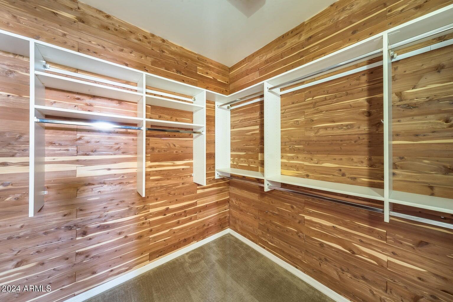 9302 E HORSESHOE BEND Drive