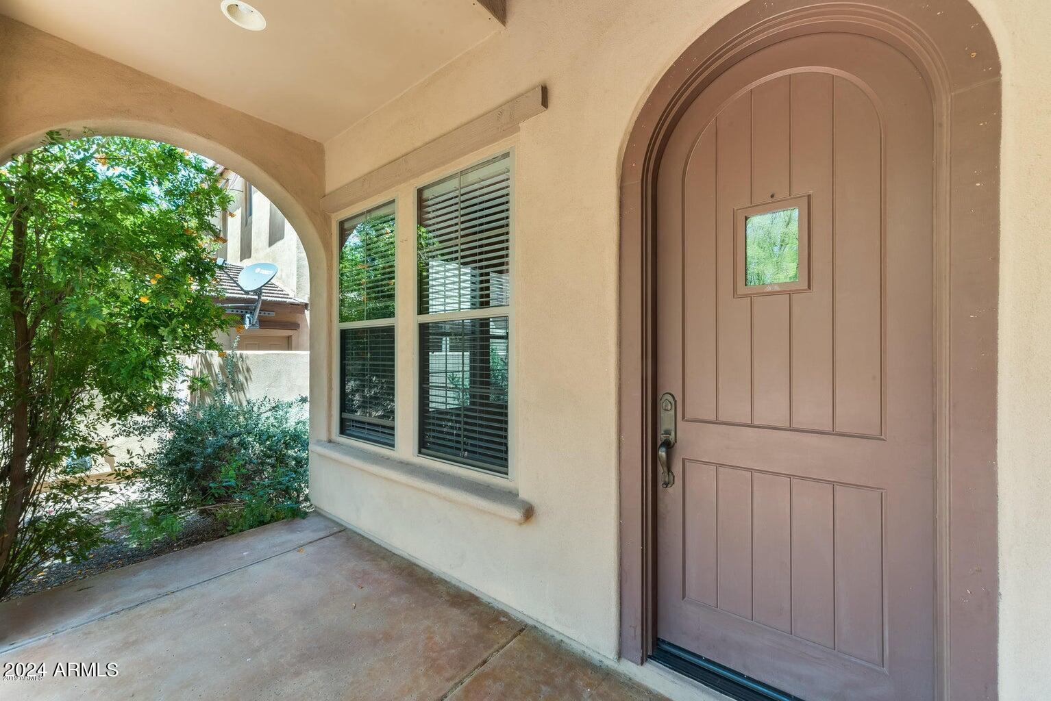 9302 E HORSESHOE BEND Drive