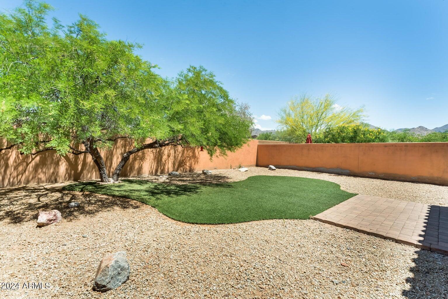 9302 E HORSESHOE BEND Drive